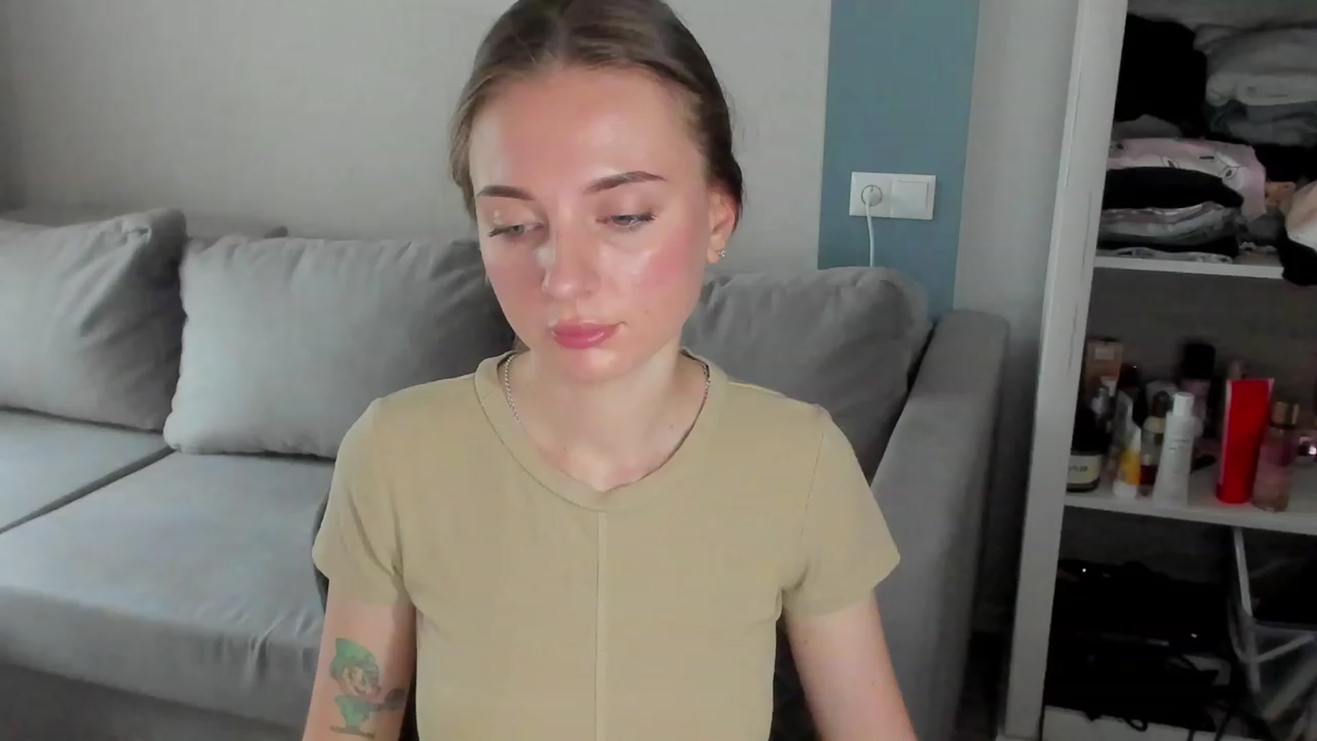 Gallery image thumbnail from Iam_Sasha's myfreecams stream on, 06/12/2023, 08:32 image 11 of 20