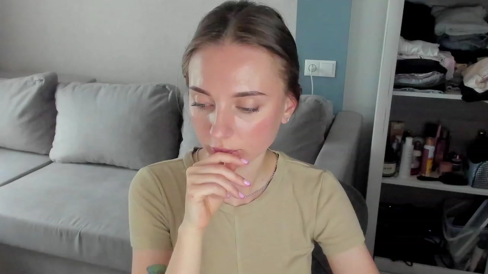 Gallery image thumbnail from Iam_Sasha's myfreecams stream on, 06/12/2023, 10:35 image 8 of 20