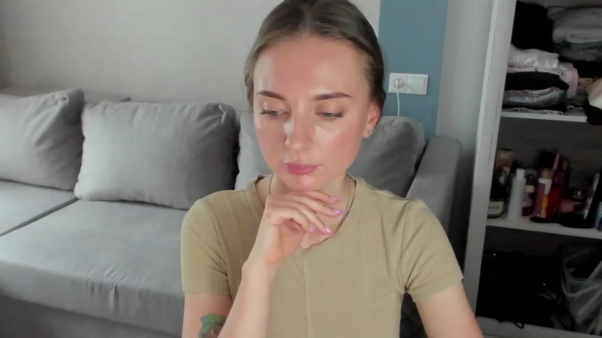 Gallery image thumbnail from Iam_Sasha's myfreecams stream on, 06/12/2023, 11:33 image 14 of 20
