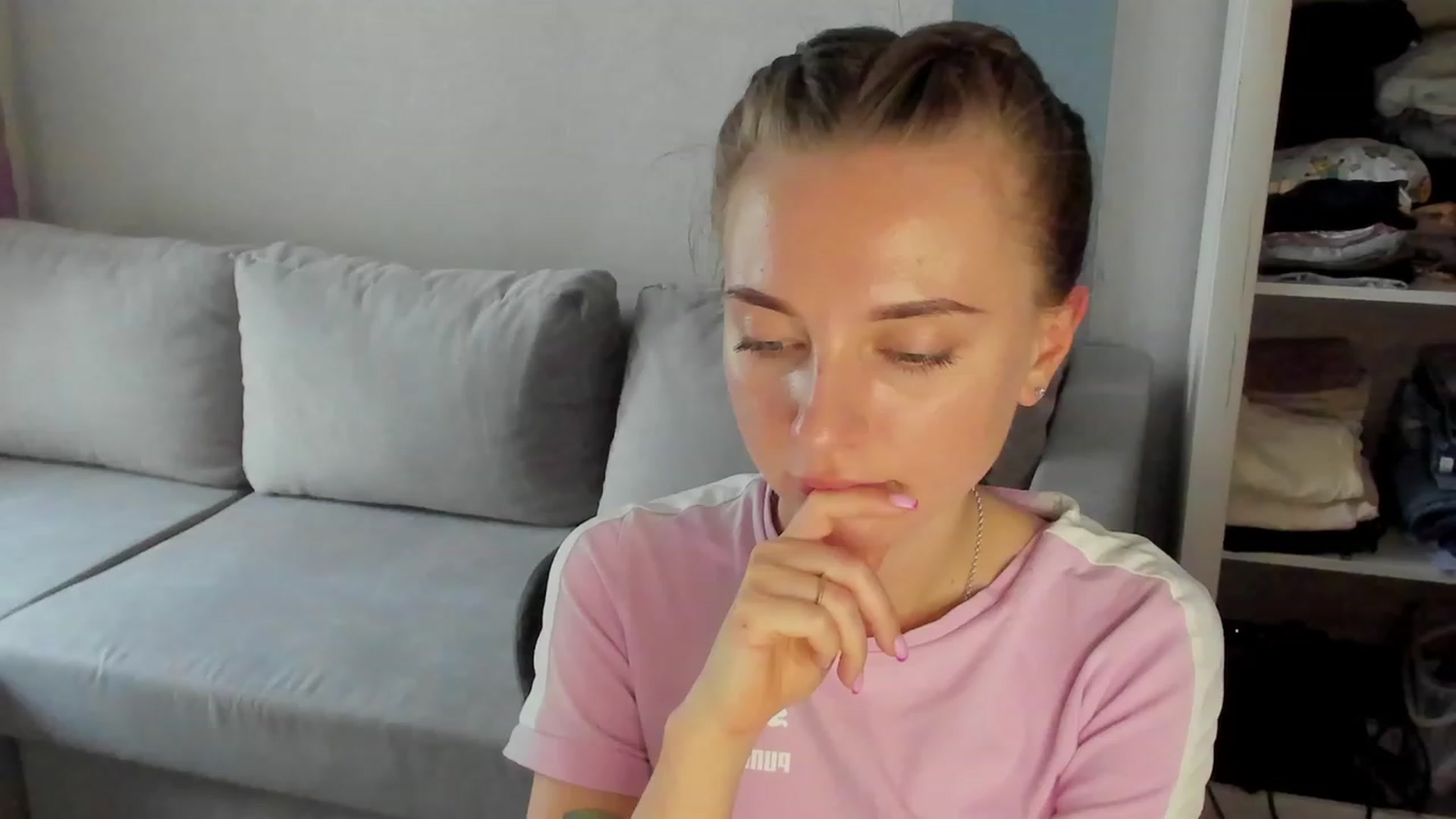 Gallery image thumbnail from Iam_Sasha's myfreecams stream on, 06/16/2023, 12:19 image 20 of 20