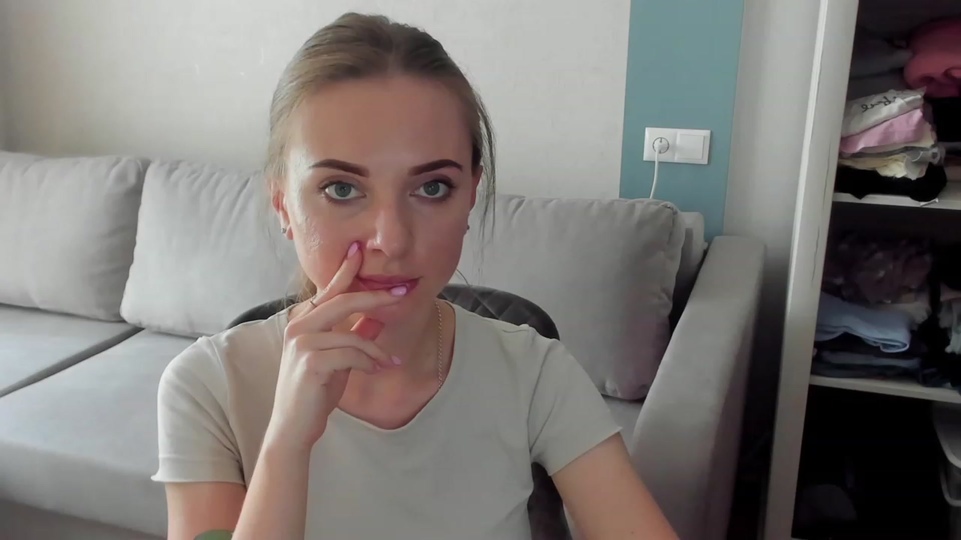 Gallery image thumbnail from Iam_Sasha's myfreecams stream on, 06/25/2023, 09:36 image 17 of 20