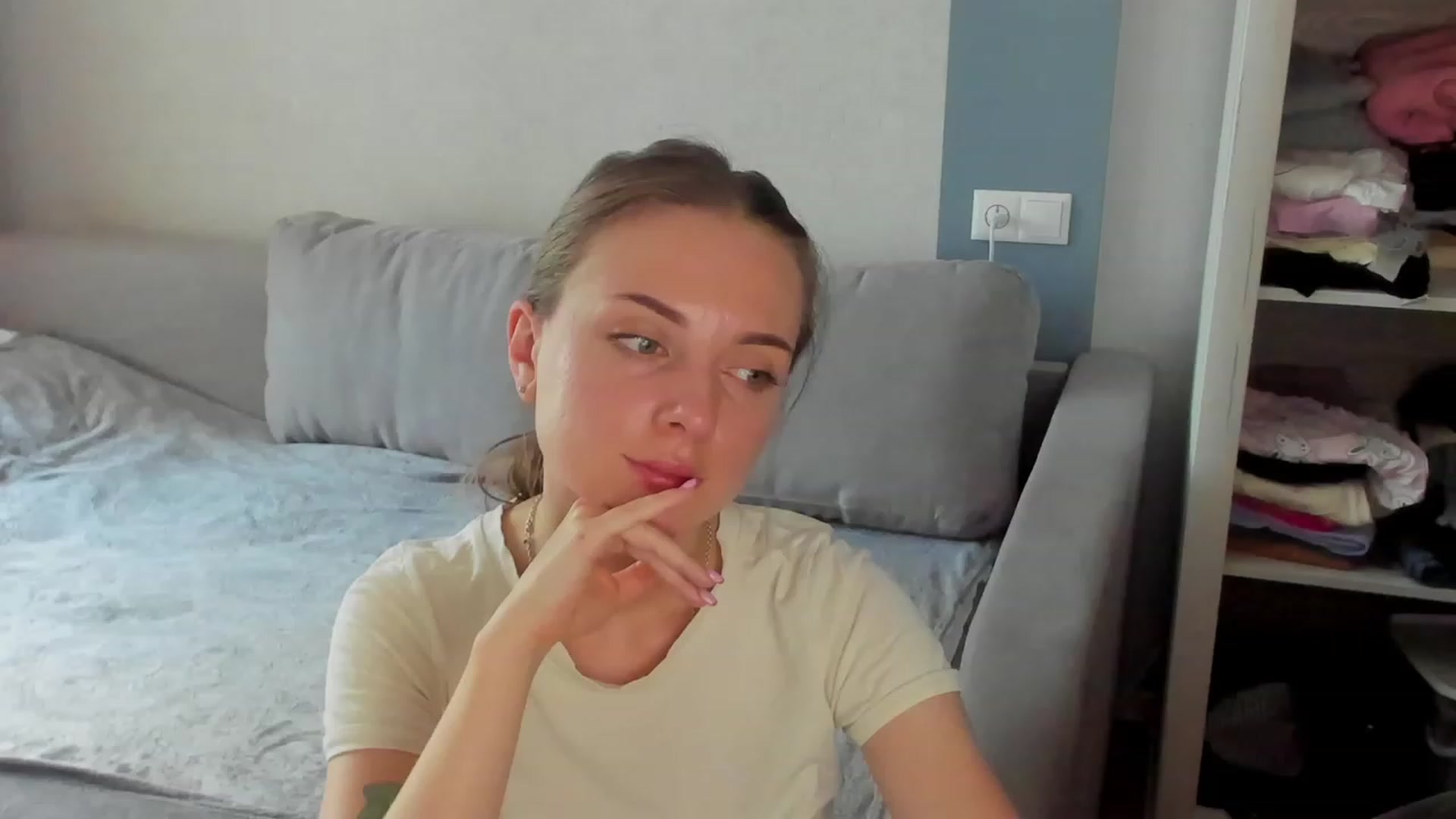 Gallery image thumbnail from Iam_Sasha's myfreecams stream on, 06/30/2023, 13:44 image 10 of 20