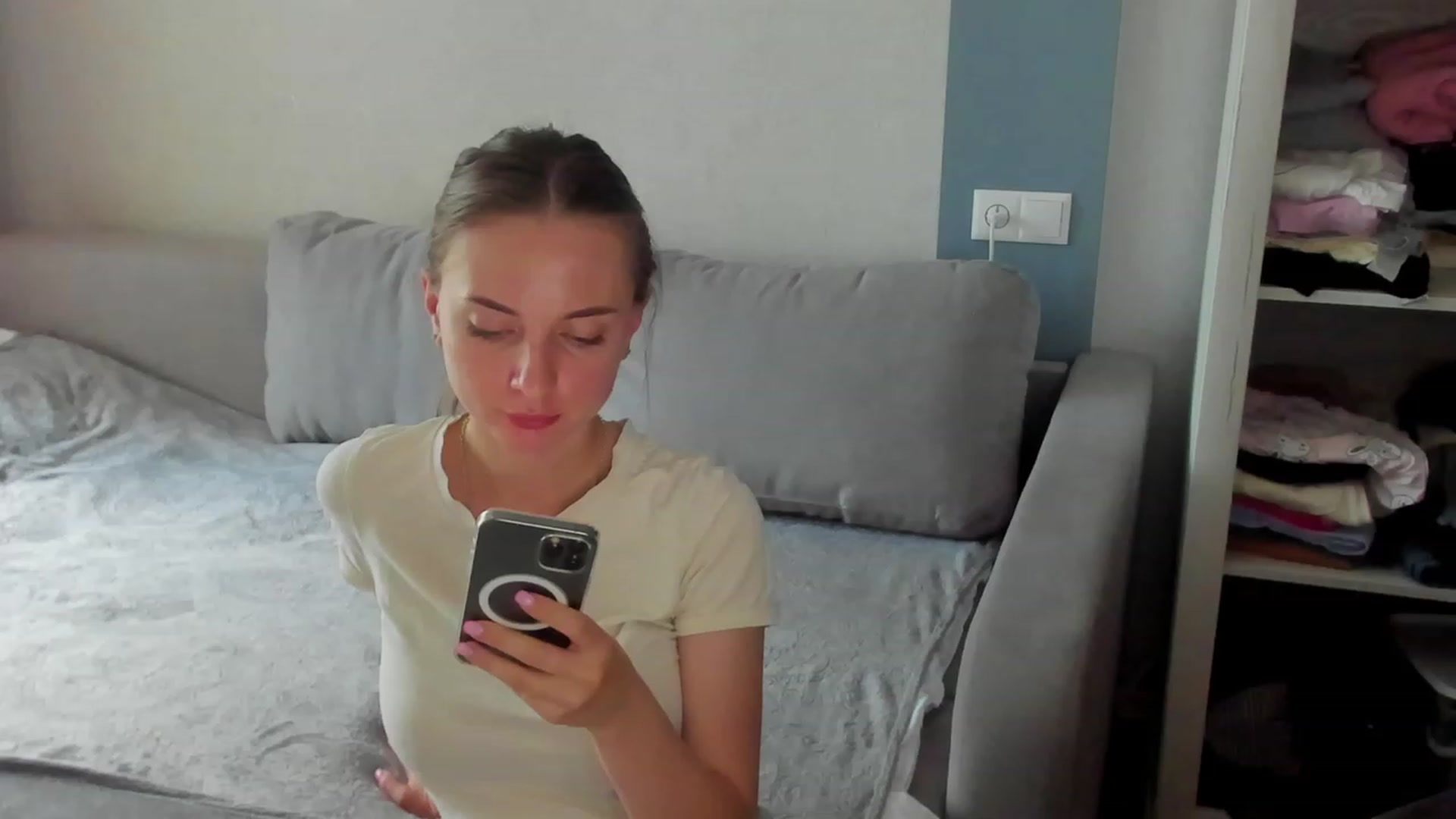 Gallery image thumbnail from Iam_Sasha's myfreecams stream on, 06/30/2023, 13:44 image 3 of 20
