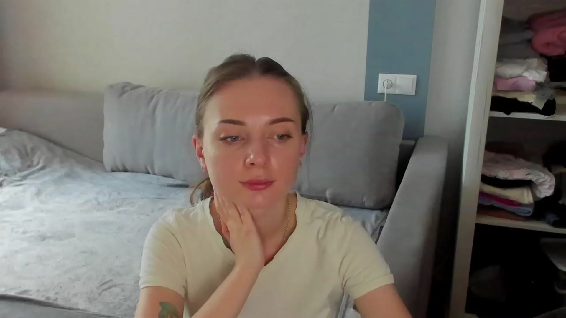 Gallery image thumbnail from Iam_Sasha's myfreecams stream on, 06/30/2023, 13:44 image 2 of 20