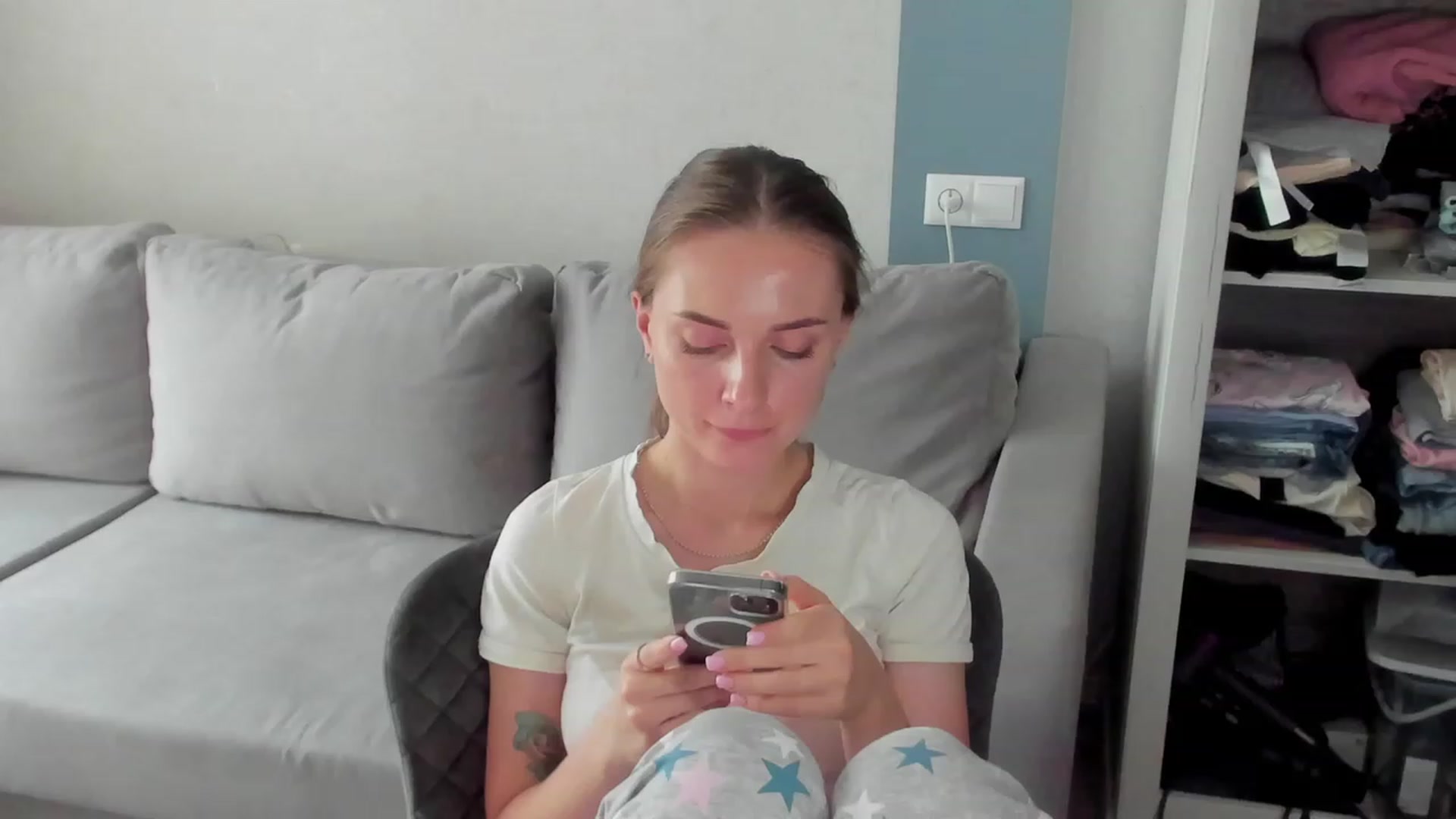 Gallery image thumbnail from Iam_Sasha's myfreecams stream on, 07/11/2023, 13:24 image 6 of 20