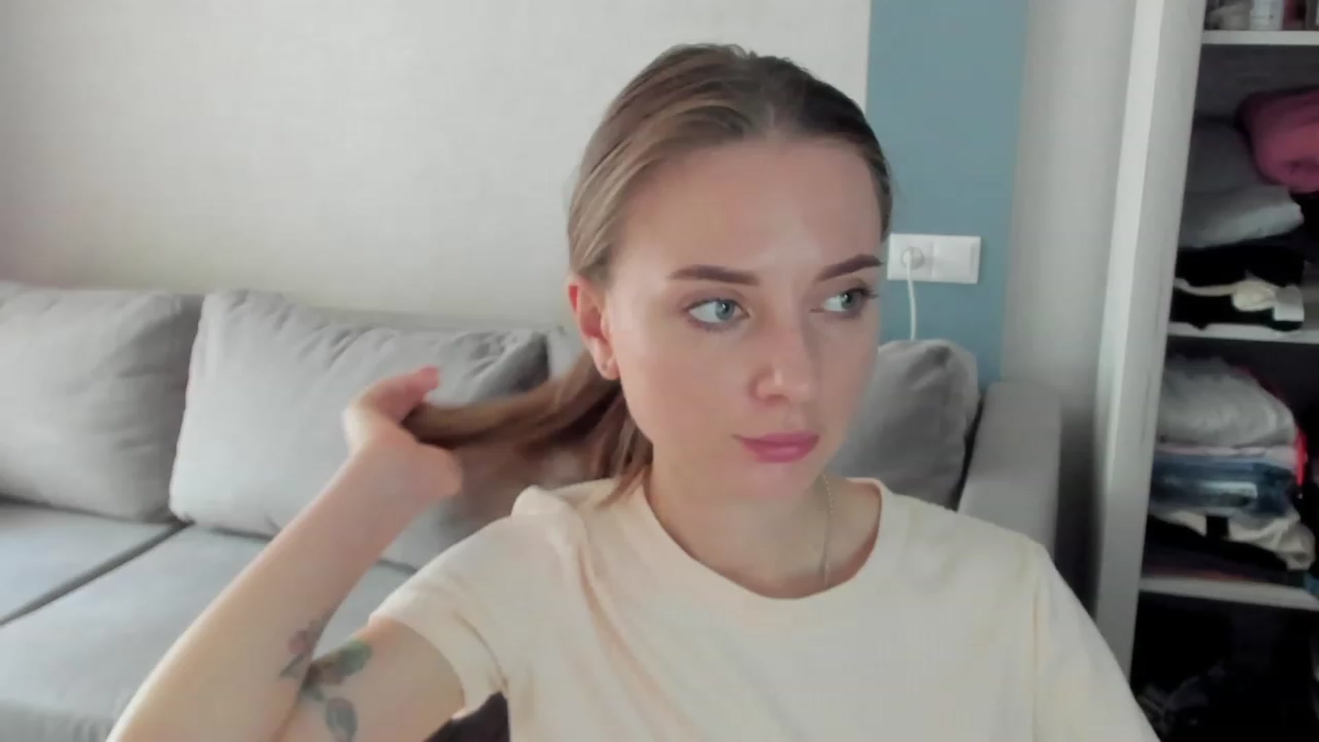 Gallery image thumbnail from Iam_Sasha's myfreecams stream on, 07/13/2023, 12:25 image 3 of 20
