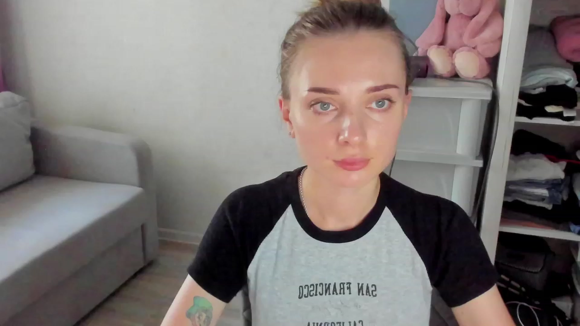 Gallery image thumbnail from Iam_Sasha's myfreecams stream on, 07/17/2023, 13:48 image 10 of 20