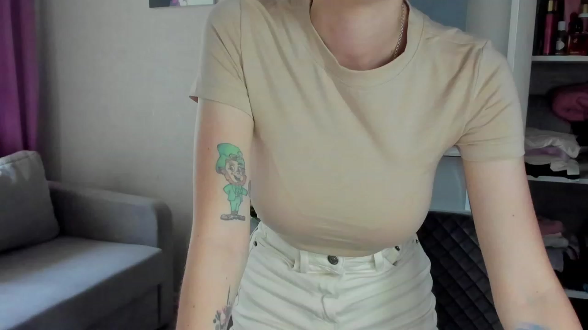 Gallery image thumbnail from Iam_Sasha's myfreecams stream on, 07/24/2023, 11:42 image 13 of 20