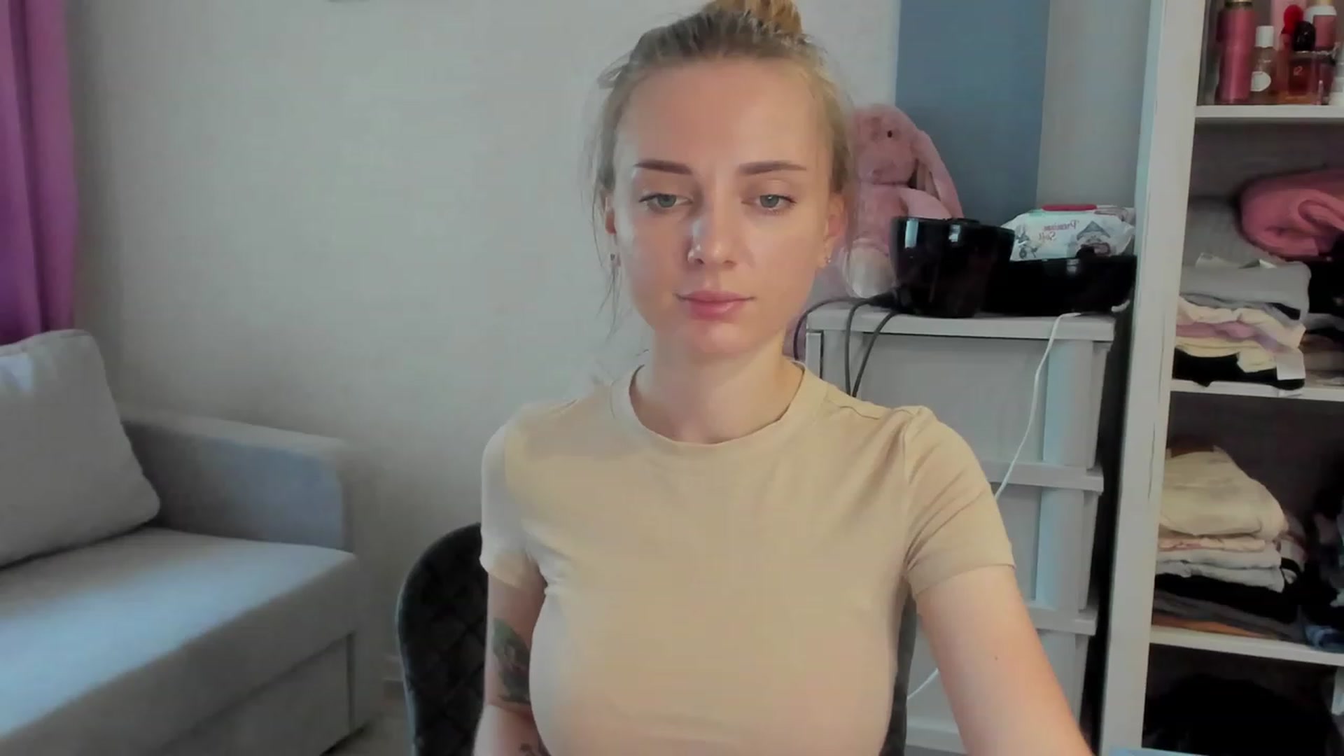 Gallery image thumbnail from Iam_Sasha's myfreecams stream on, 07/25/2023, 12:13 image 10 of 20