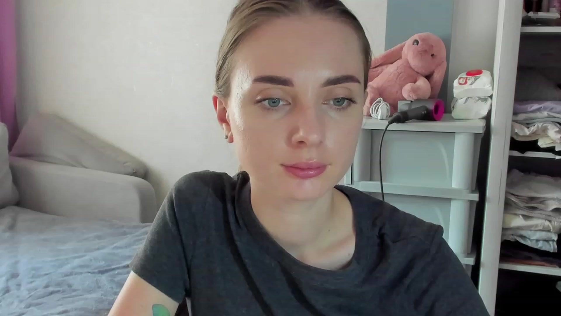 Gallery image thumbnail from Iam_Sasha's myfreecams stream on, 07/29/2023, 10:54 image 18 of 20