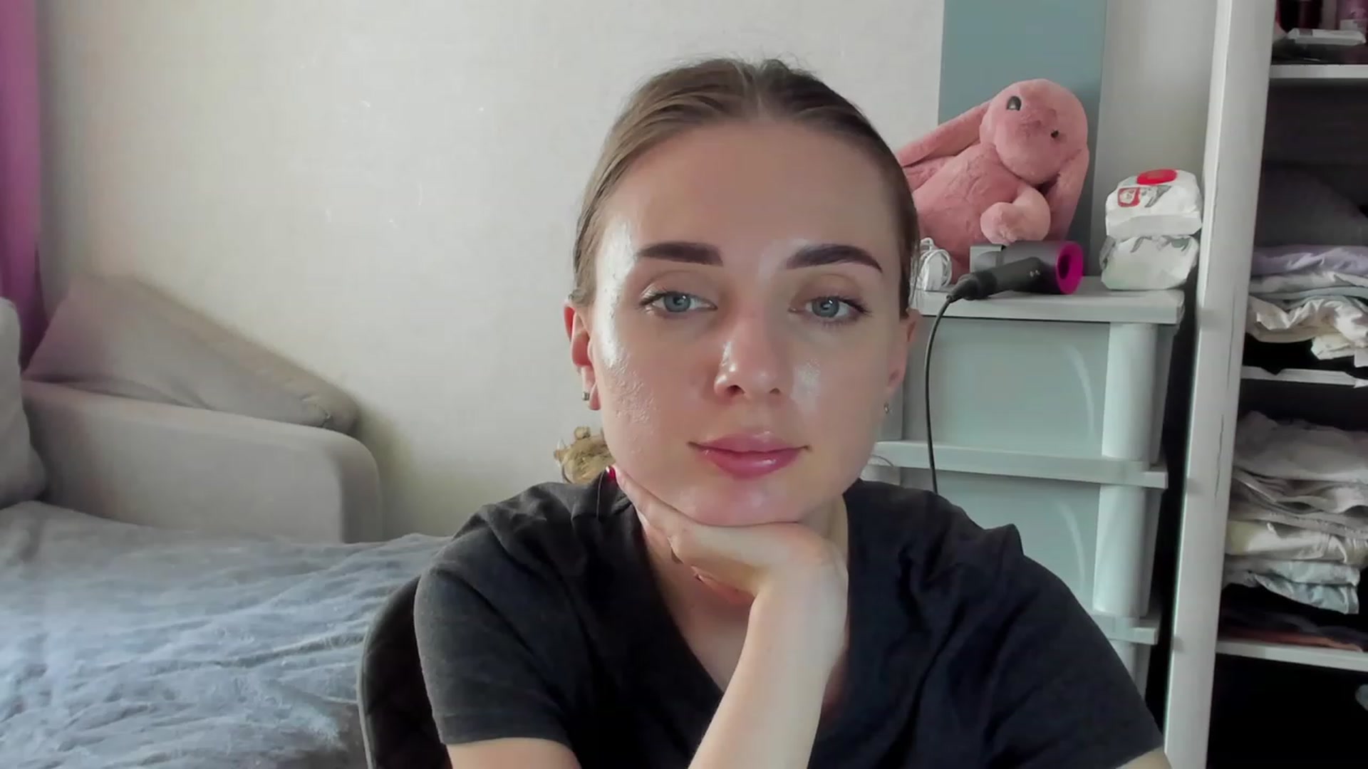 Gallery image thumbnail from Iam_Sasha's myfreecams stream on, 07/29/2023, 10:54 image 7 of 20