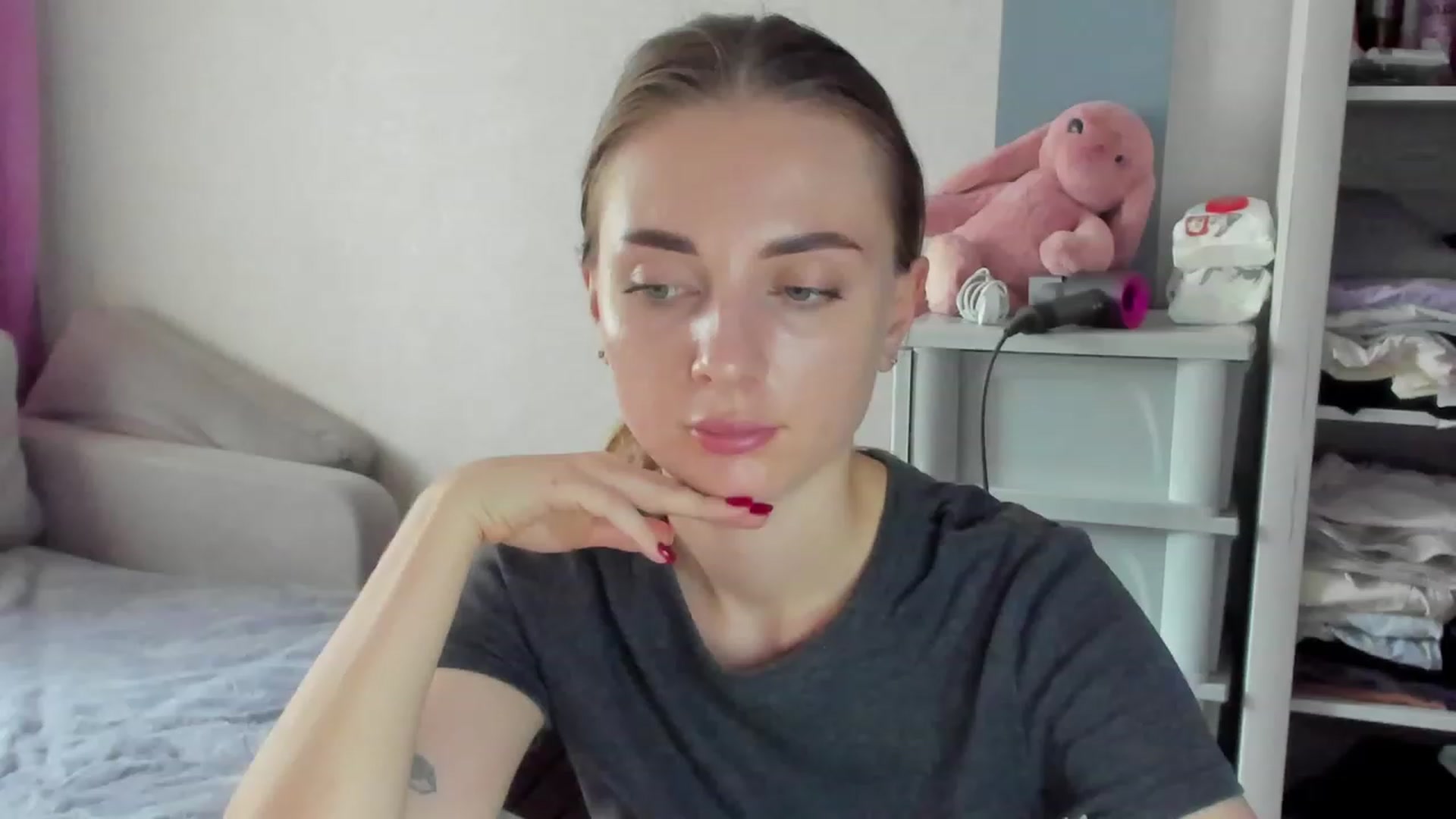 Gallery image thumbnail from Iam_Sasha's myfreecams stream on, 07/29/2023, 11:55 image 17 of 20