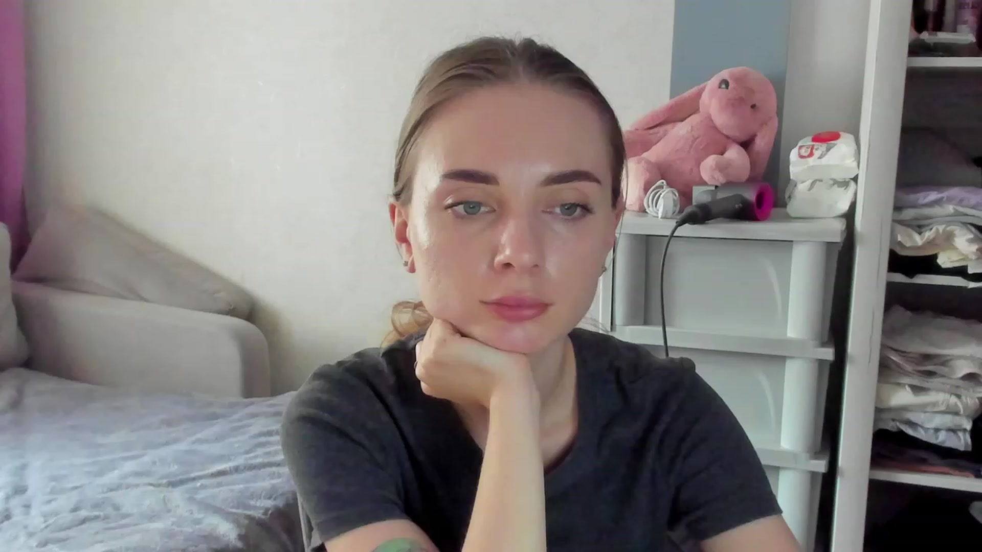 Gallery image thumbnail from Iam_Sasha's myfreecams stream on, 07/29/2023, 12:22 image 16 of 20