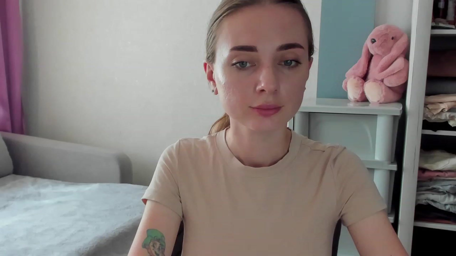 Gallery image thumbnail from Iam_Sasha's myfreecams stream on, 07/31/2023, 10:36 image 19 of 20