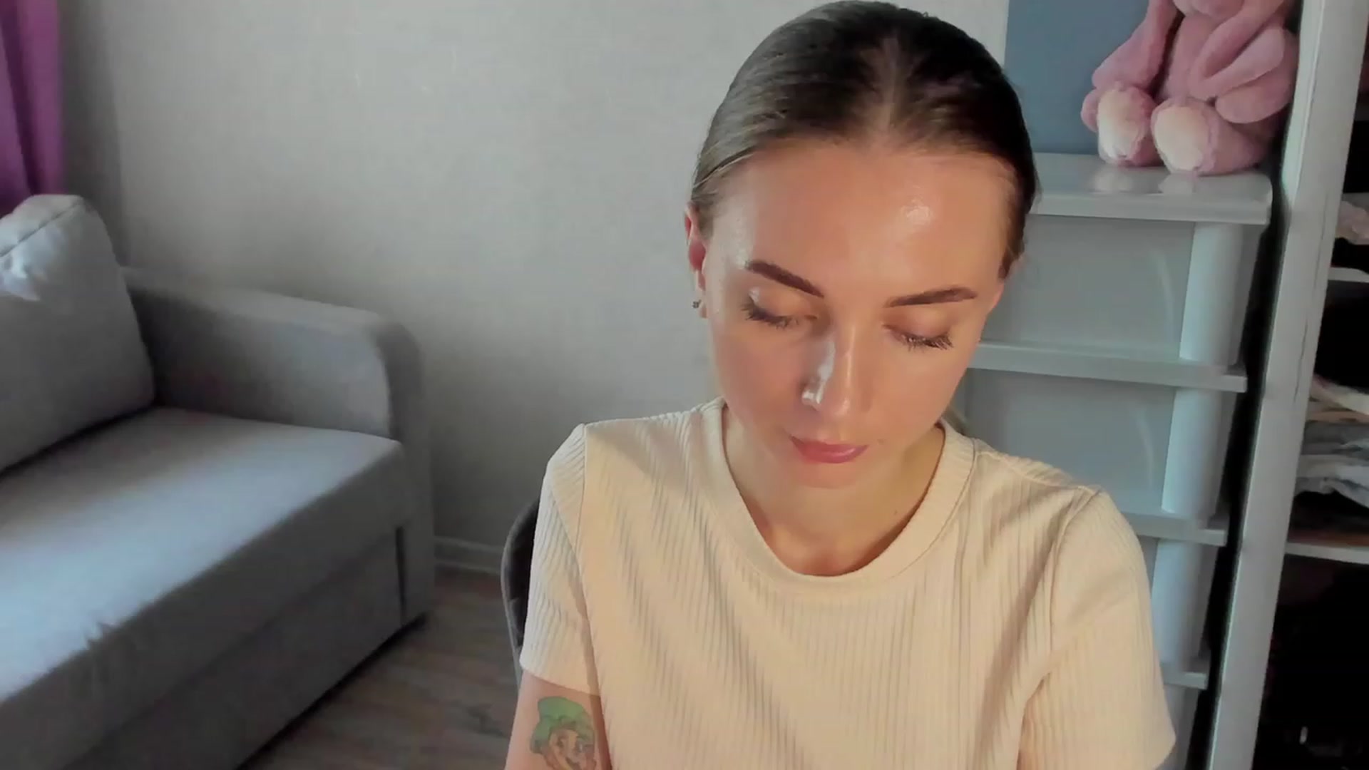 Gallery image thumbnail from Iam_Sasha's myfreecams stream on, 08/01/2023, 11:53 image 19 of 20