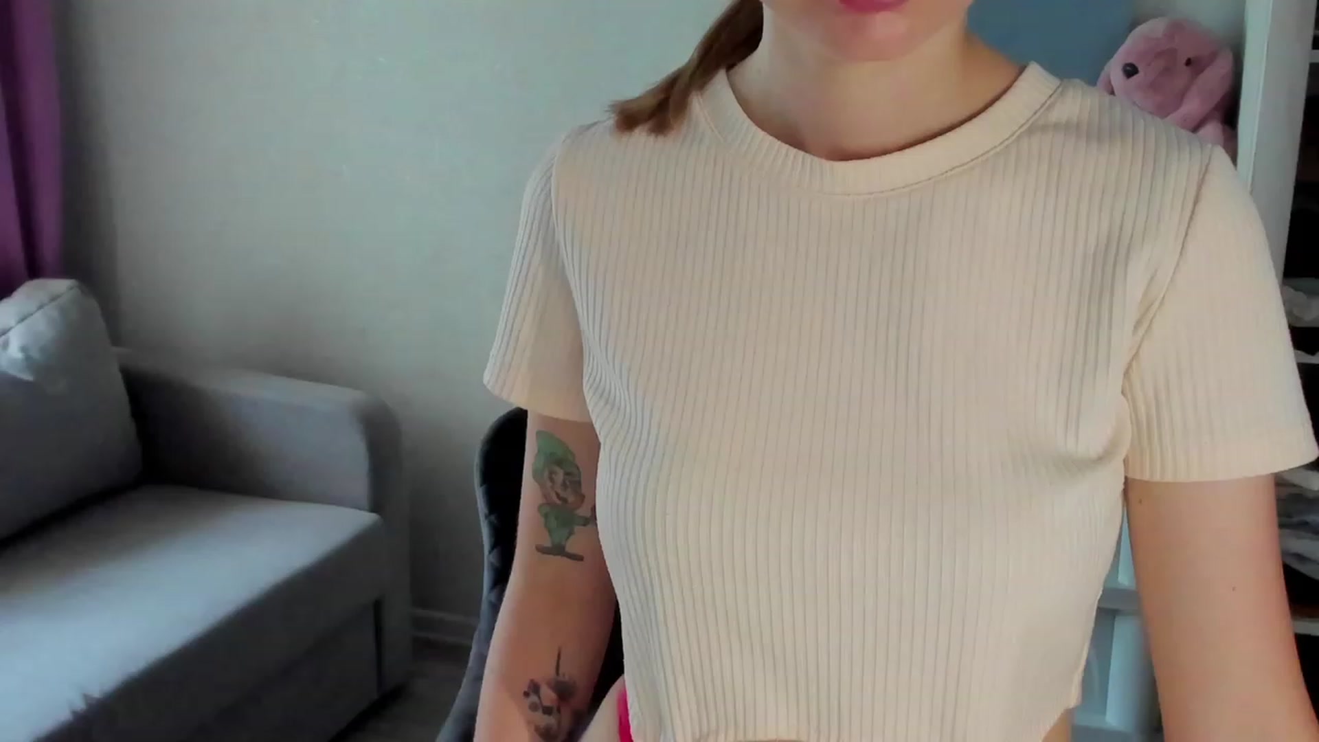 Gallery image thumbnail from Iam_Sasha's myfreecams stream on, 08/01/2023, 11:53 image 10 of 20