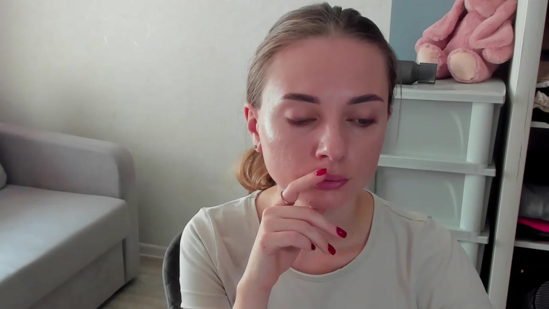 Gallery image thumbnail from Iam_Sasha's myfreecams stream on, 08/03/2023, 10:06 image 12 of 20