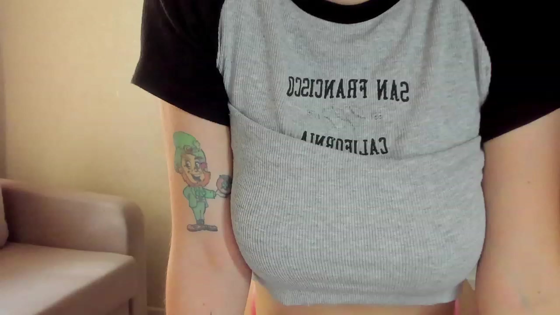 Gallery image thumbnail from Iam_Sasha's myfreecams stream on, 08/04/2023, 11:08 image 18 of 20