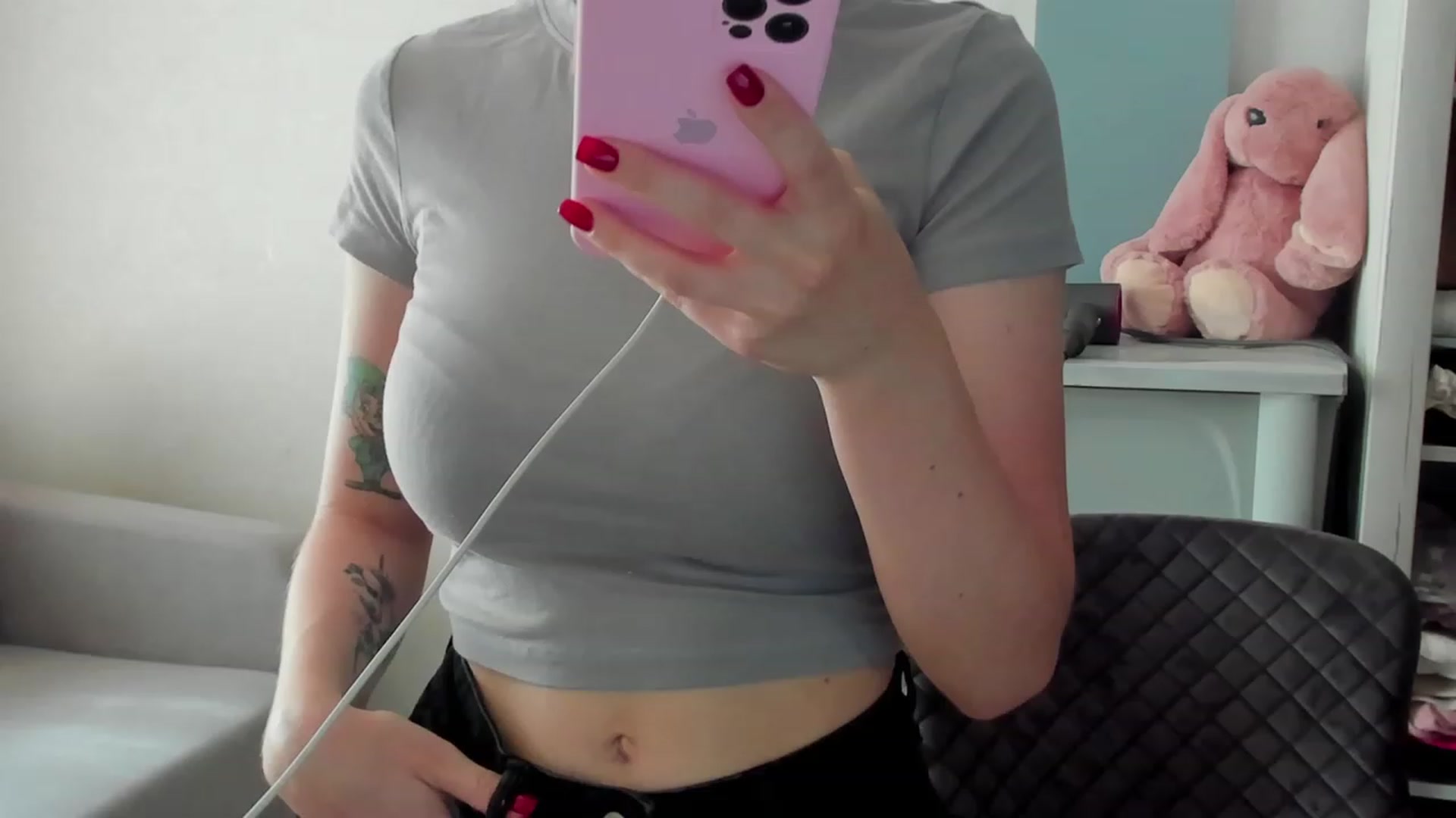 Gallery image thumbnail from Iam_Sasha's myfreecams stream on, 08/09/2023, 10:17 image 10 of 20