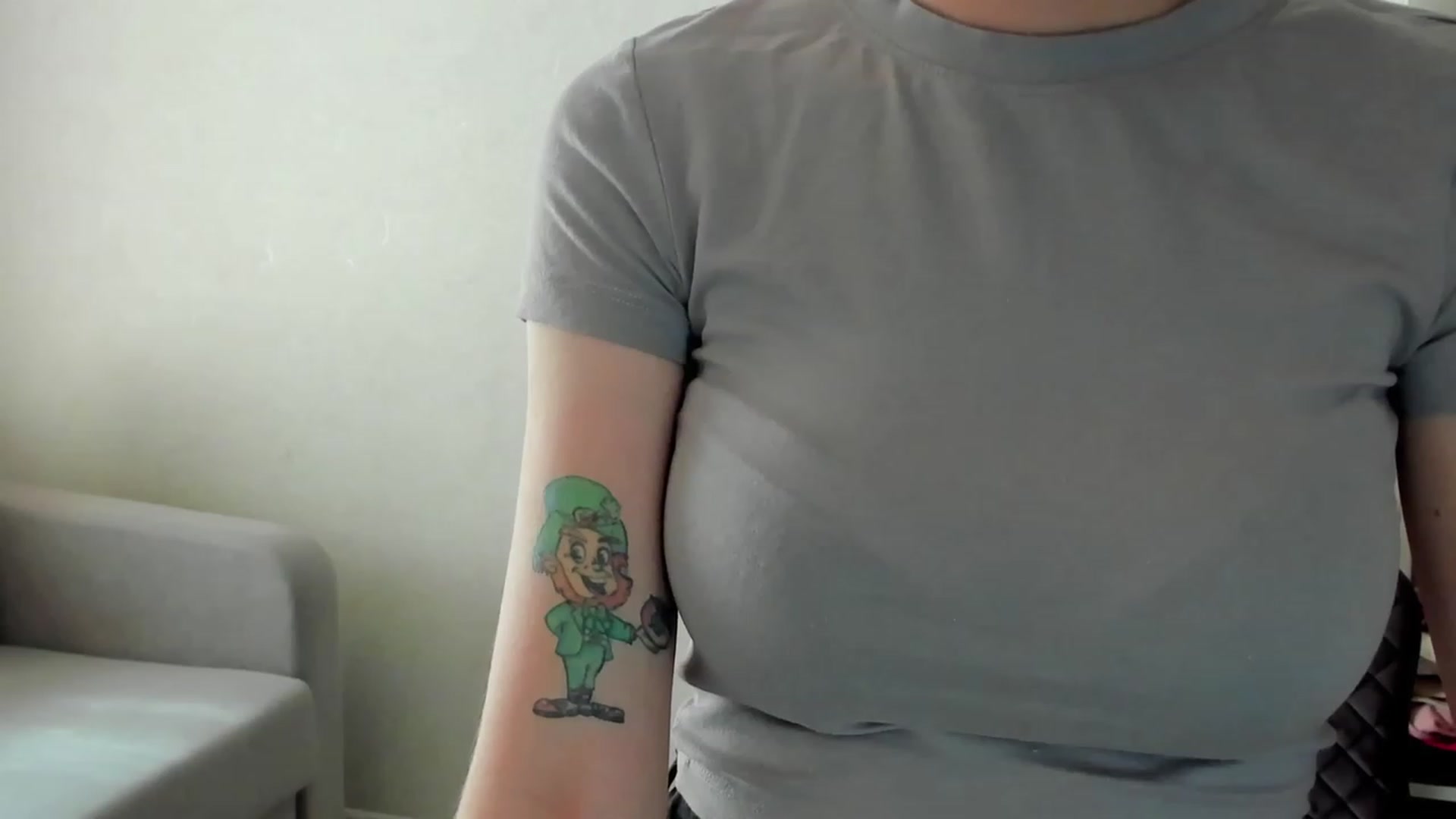 Gallery image thumbnail from Iam_Sasha's myfreecams stream on, 08/09/2023, 10:17 image 6 of 20