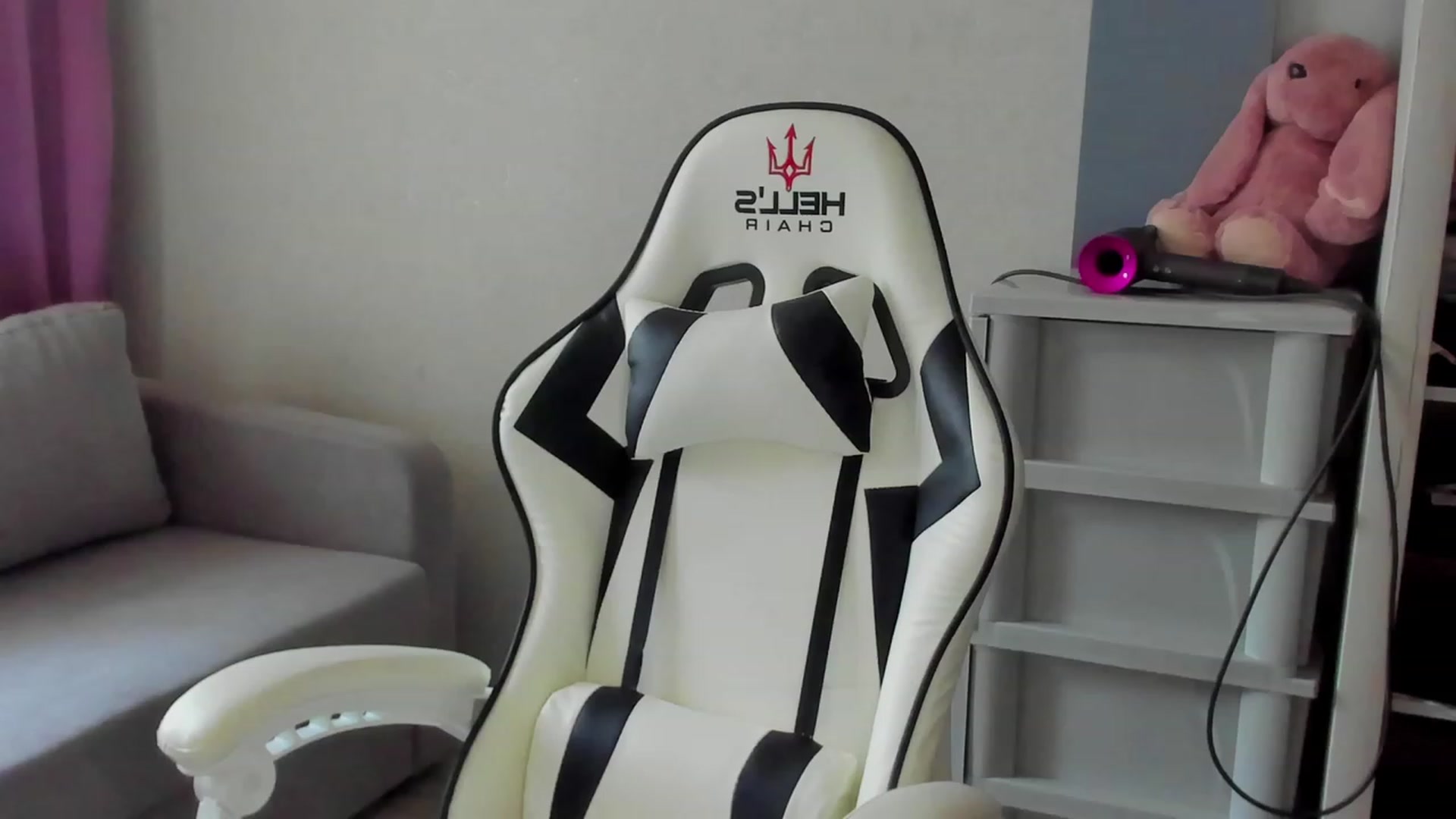 Gallery image thumbnail from Iam_Sasha's myfreecams stream on, 08/24/2023, 12:15 image 11 of 20