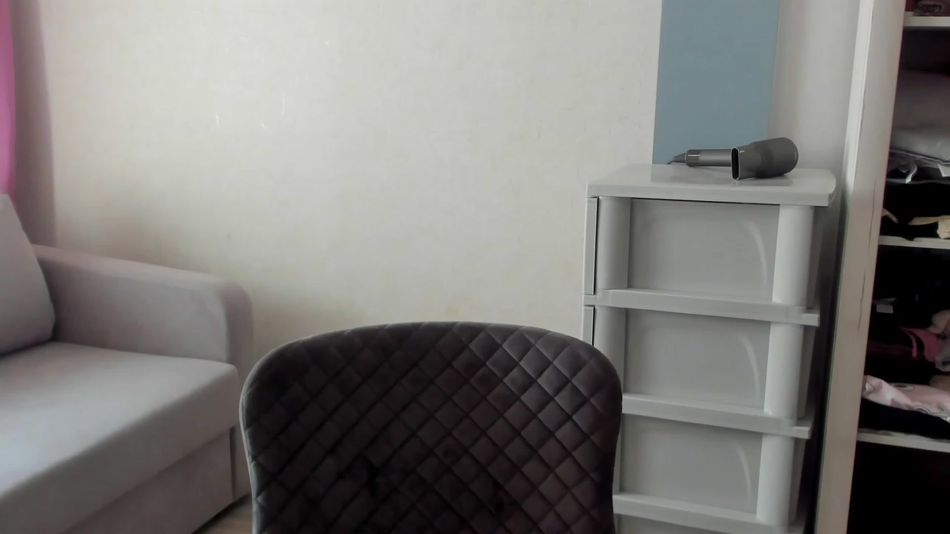 Gallery image thumbnail from Iam_Sasha's myfreecams stream on, 08/27/2023, 10:27 image 18 of 20