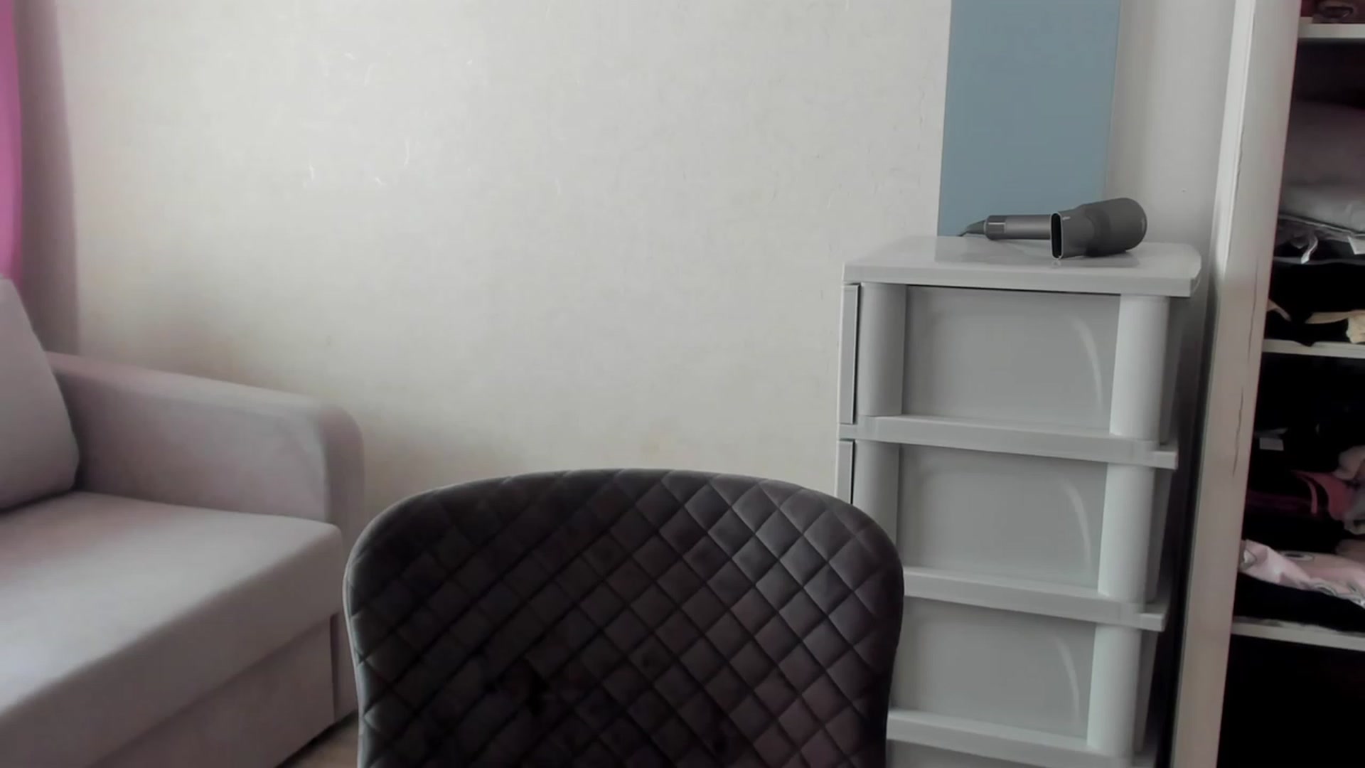 Gallery image thumbnail from Iam_Sasha's myfreecams stream on, 08/27/2023, 10:27 image 15 of 20