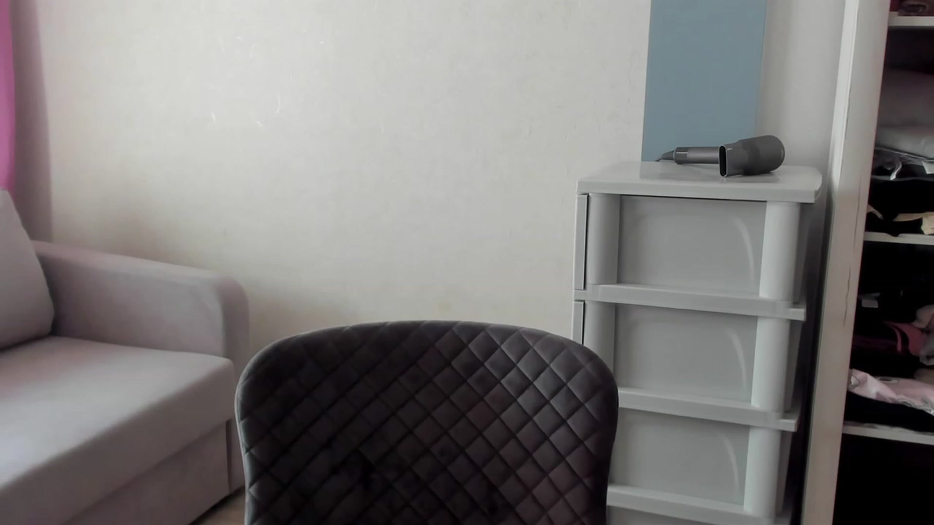 Gallery image thumbnail from Iam_Sasha's myfreecams stream on, 08/27/2023, 10:27 image 16 of 20