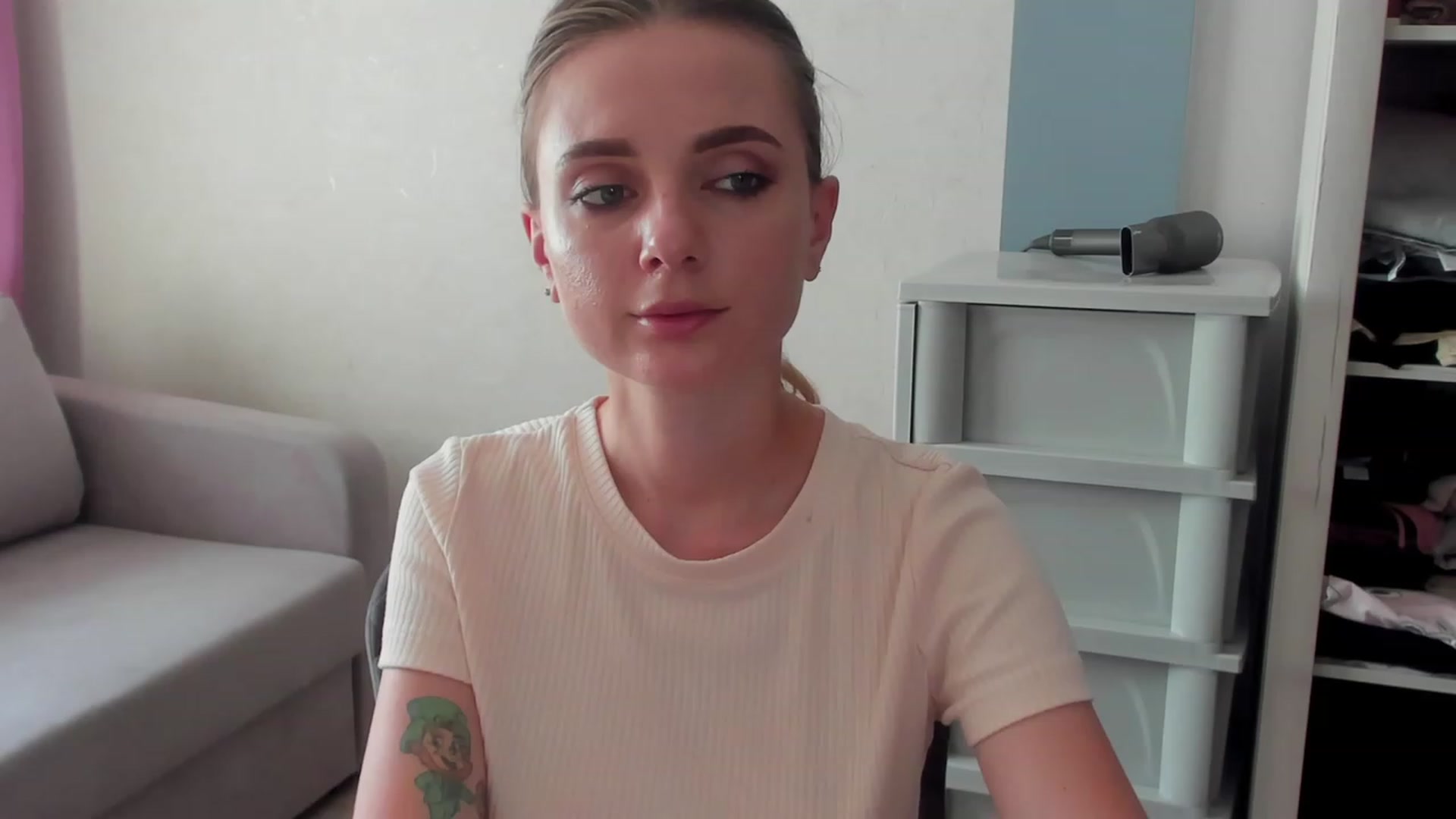 Gallery image thumbnail from Iam_Sasha's myfreecams stream on, 08/27/2023, 10:27 image 13 of 20