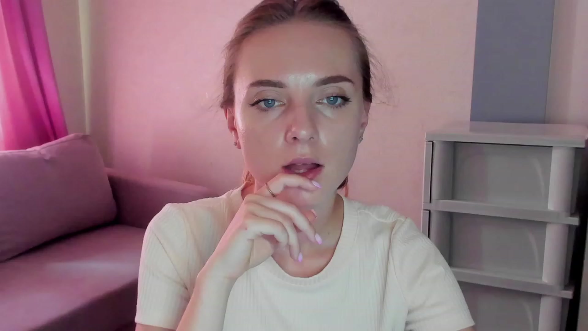 Gallery image thumbnail from Iam_Sasha's myfreecams stream on, 08/30/2023, 10:57 image 11 of 20