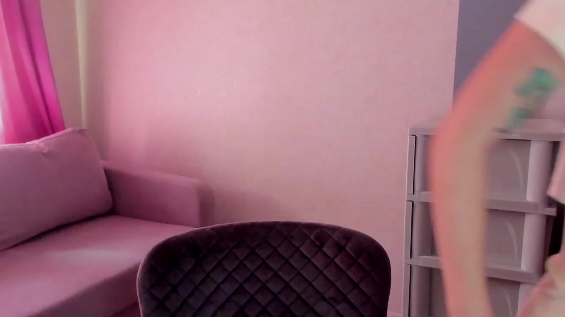 Gallery image thumbnail from Iam_Sasha's myfreecams stream on, 08/30/2023, 10:57 image 12 of 20