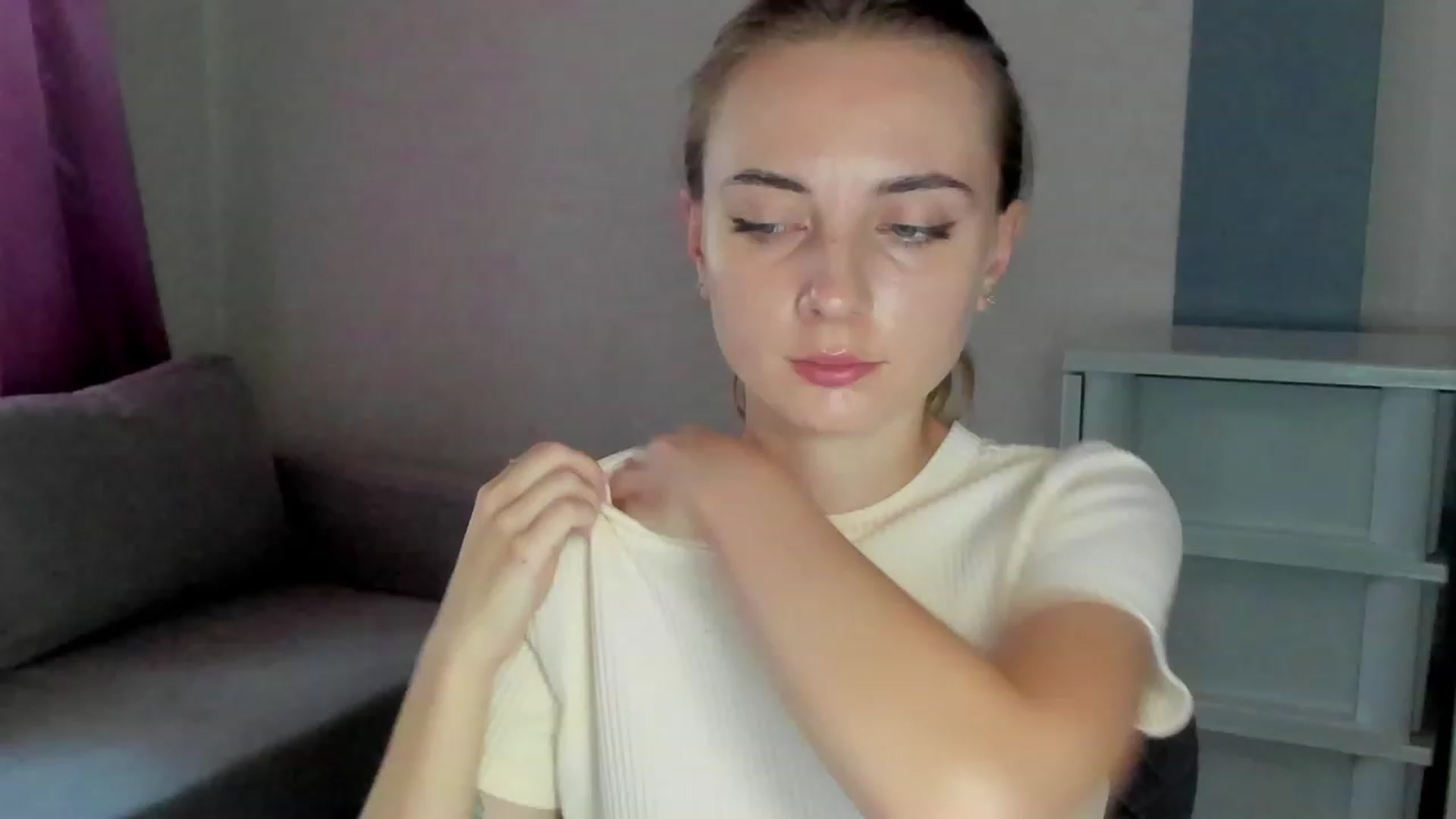 Gallery image thumbnail from Iam_Sasha's myfreecams stream on, 08/30/2023, 13:05 image 1 of 20