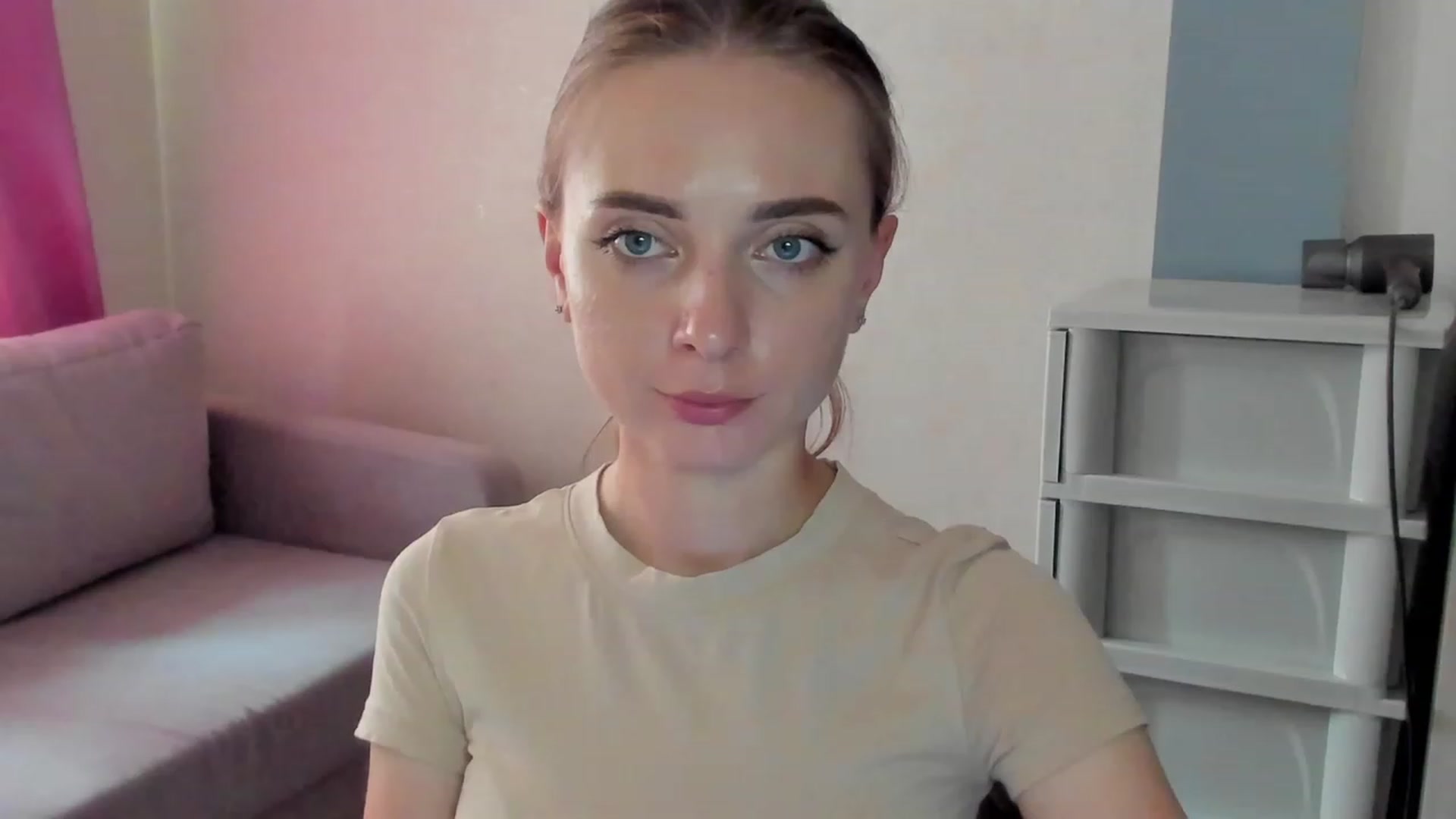 Gallery image thumbnail from Iam_Sasha's myfreecams stream on, 09/01/2023, 11:06 image 5 of 20