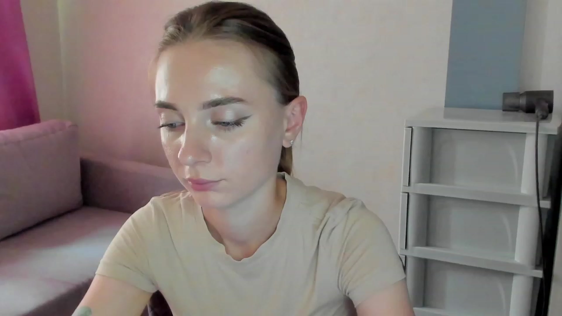 Gallery image thumbnail from Iam_Sasha's myfreecams stream on, 09/01/2023, 11:06 image 12 of 20