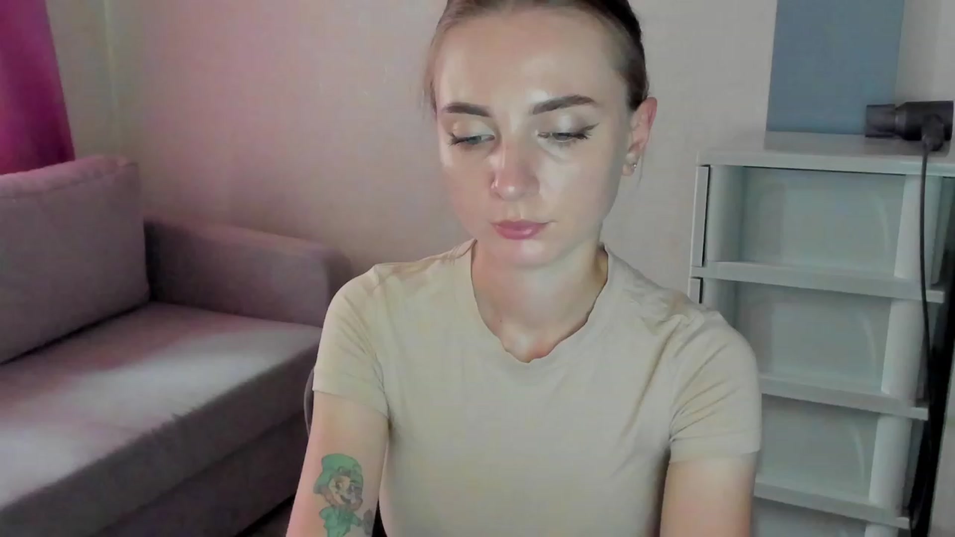 Gallery image thumbnail from Iam_Sasha's myfreecams stream on, 09/01/2023, 12:11 image 2 of 20