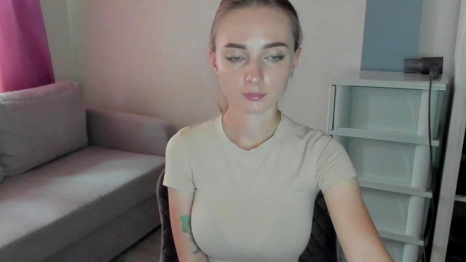 Gallery image thumbnail from Iam_Sasha's myfreecams stream on, 09/01/2023, 12:11 image 5 of 20