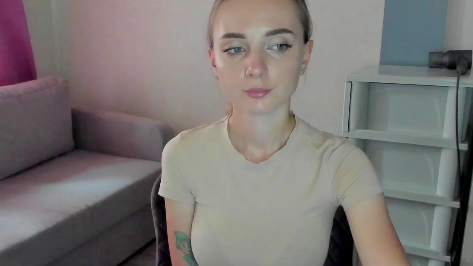 Gallery image thumbnail from Iam_Sasha's myfreecams stream on, 09/01/2023, 12:11 image 3 of 20