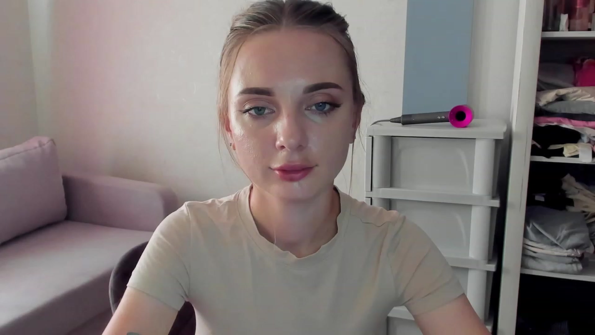 Gallery image thumbnail from Iam_Sasha's myfreecams stream on, 09/06/2023, 08:09 image 9 of 20