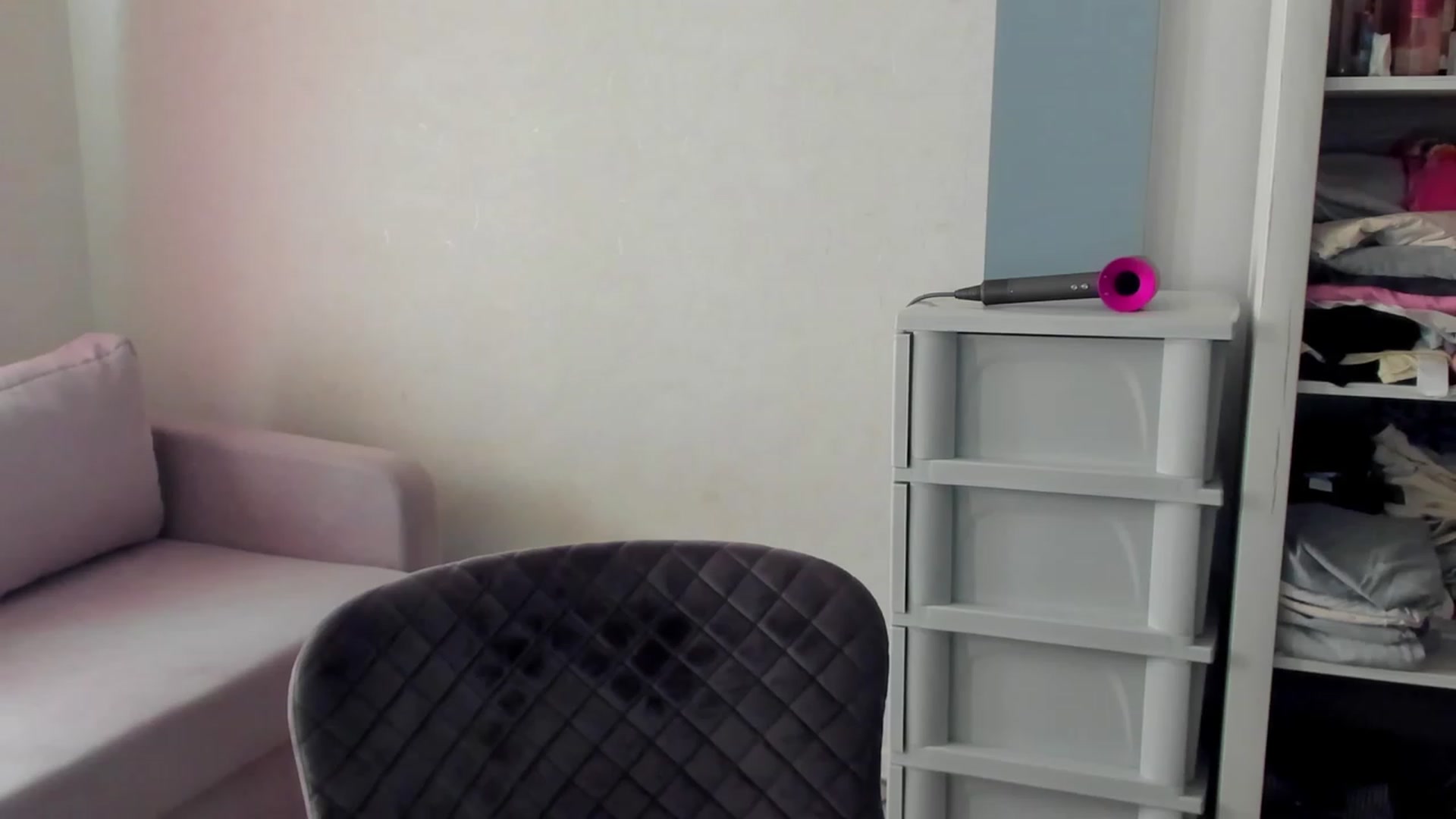 Gallery image thumbnail from Iam_Sasha's myfreecams stream on, 09/06/2023, 08:09 image 16 of 20