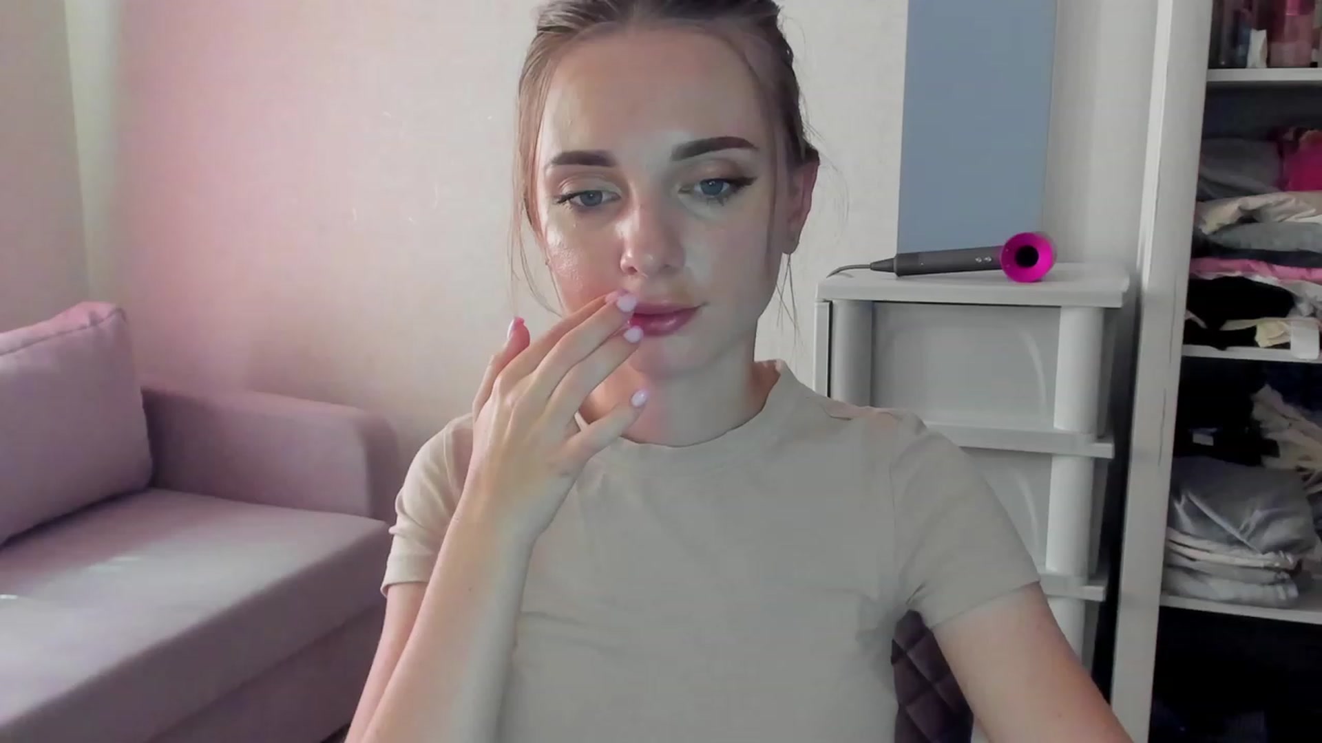 Gallery image thumbnail from Iam_Sasha's myfreecams stream on, 09/06/2023, 09:44 image 16 of 20