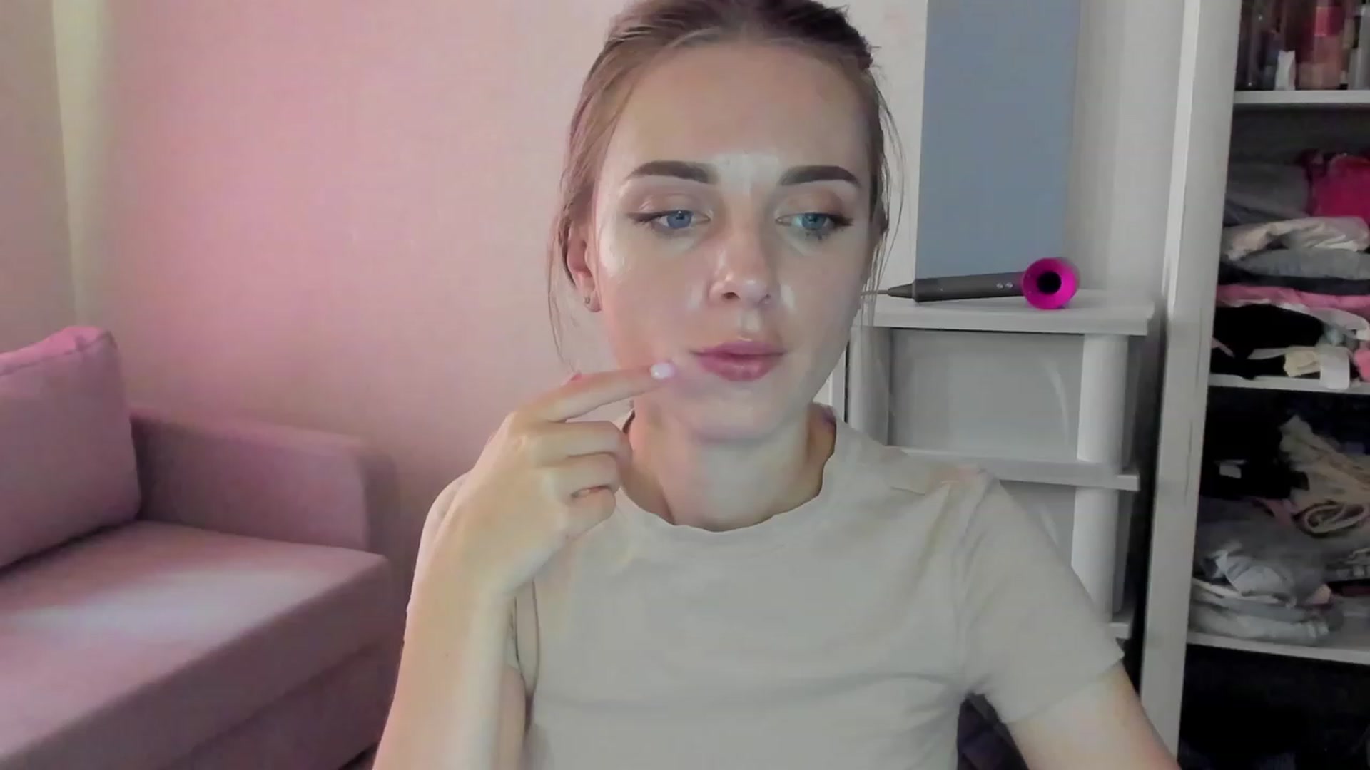 Gallery image thumbnail from Iam_Sasha's myfreecams stream on, 09/06/2023, 11:45 image 11 of 20