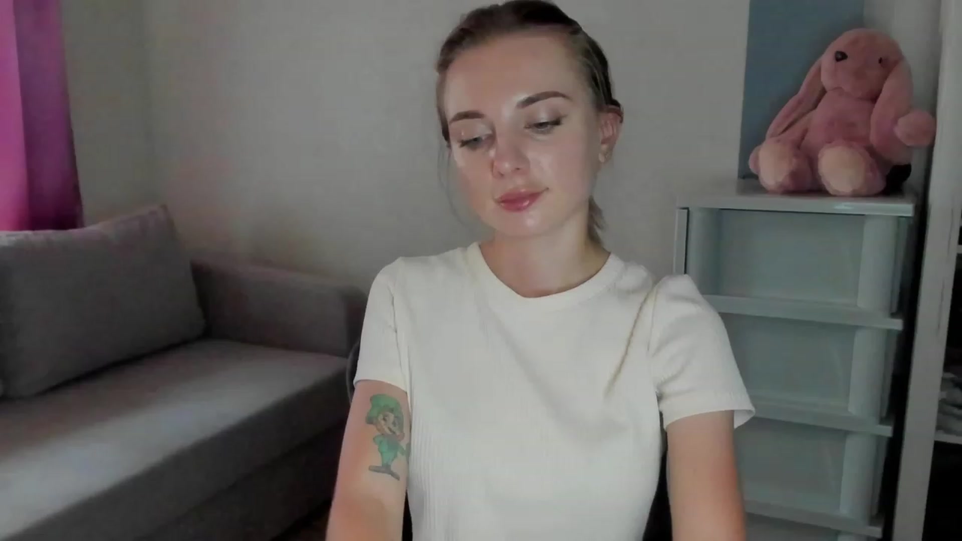 Gallery image thumbnail from Iam_Sasha's myfreecams stream on, 09/07/2023, 12:50 image 16 of 20