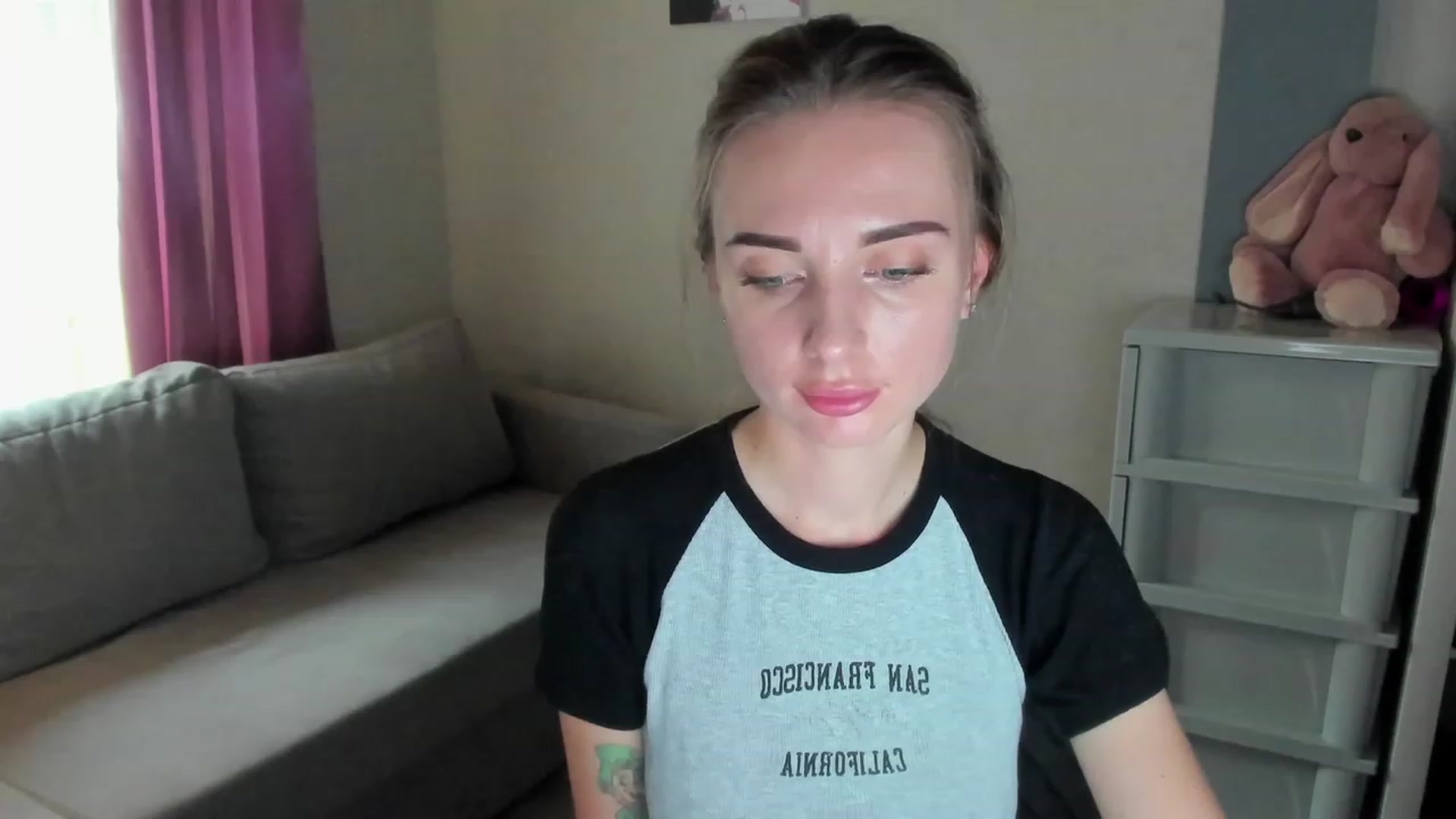 Gallery image thumbnail from Iam_Sasha's myfreecams stream on, 10/08/2023, 12:17 image 17 of 20