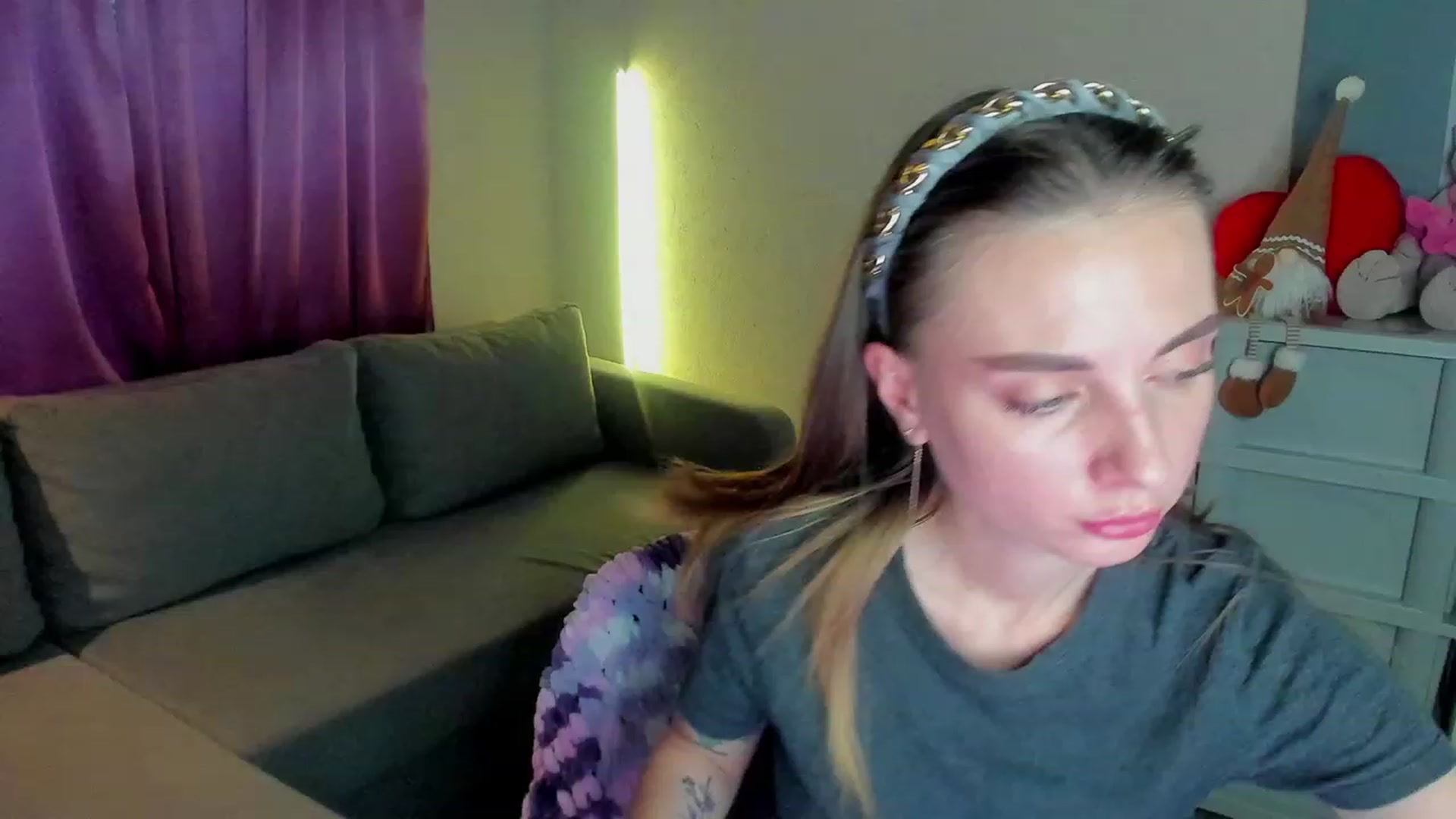 Gallery image thumbnail from Iam_Sasha's myfreecams stream on, 01/07/2024, 13:59 image 16 of 20