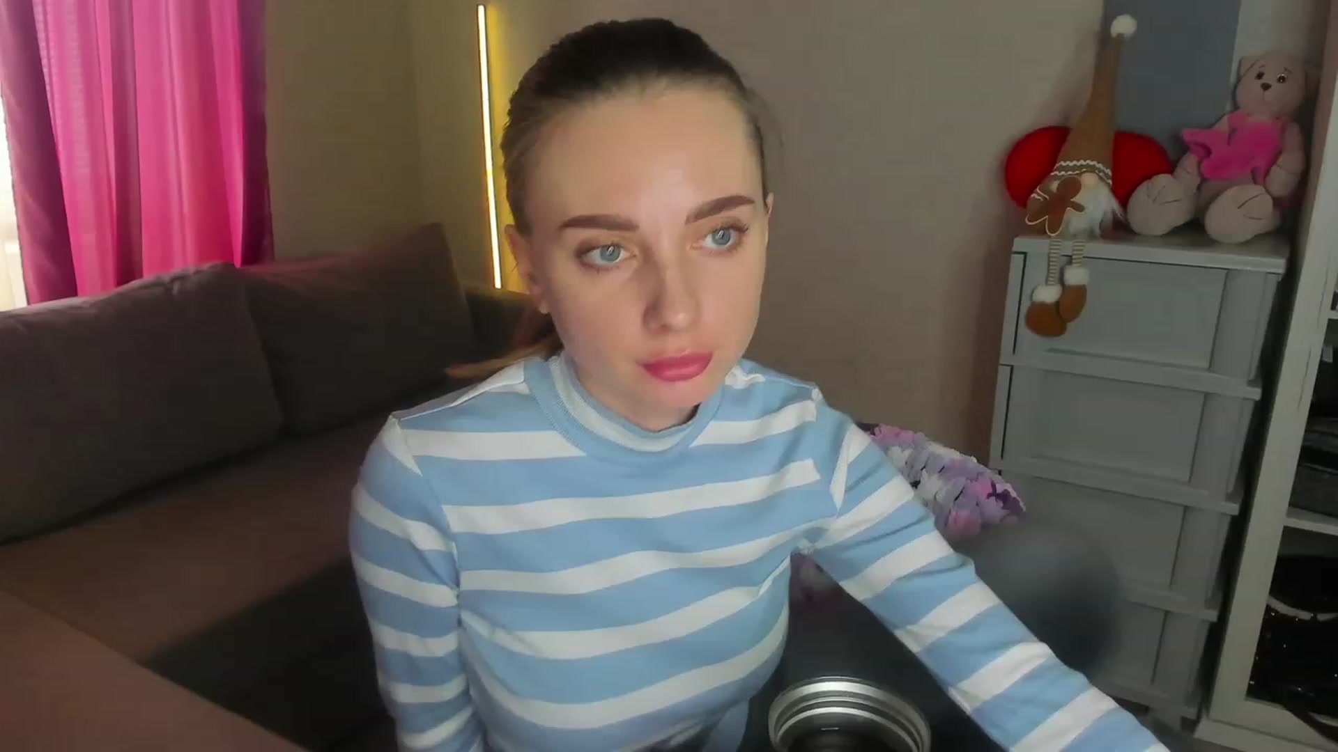 Gallery image thumbnail from Iam_Sasha's myfreecams stream on, 01/21/2024, 12:34 image 13 of 20