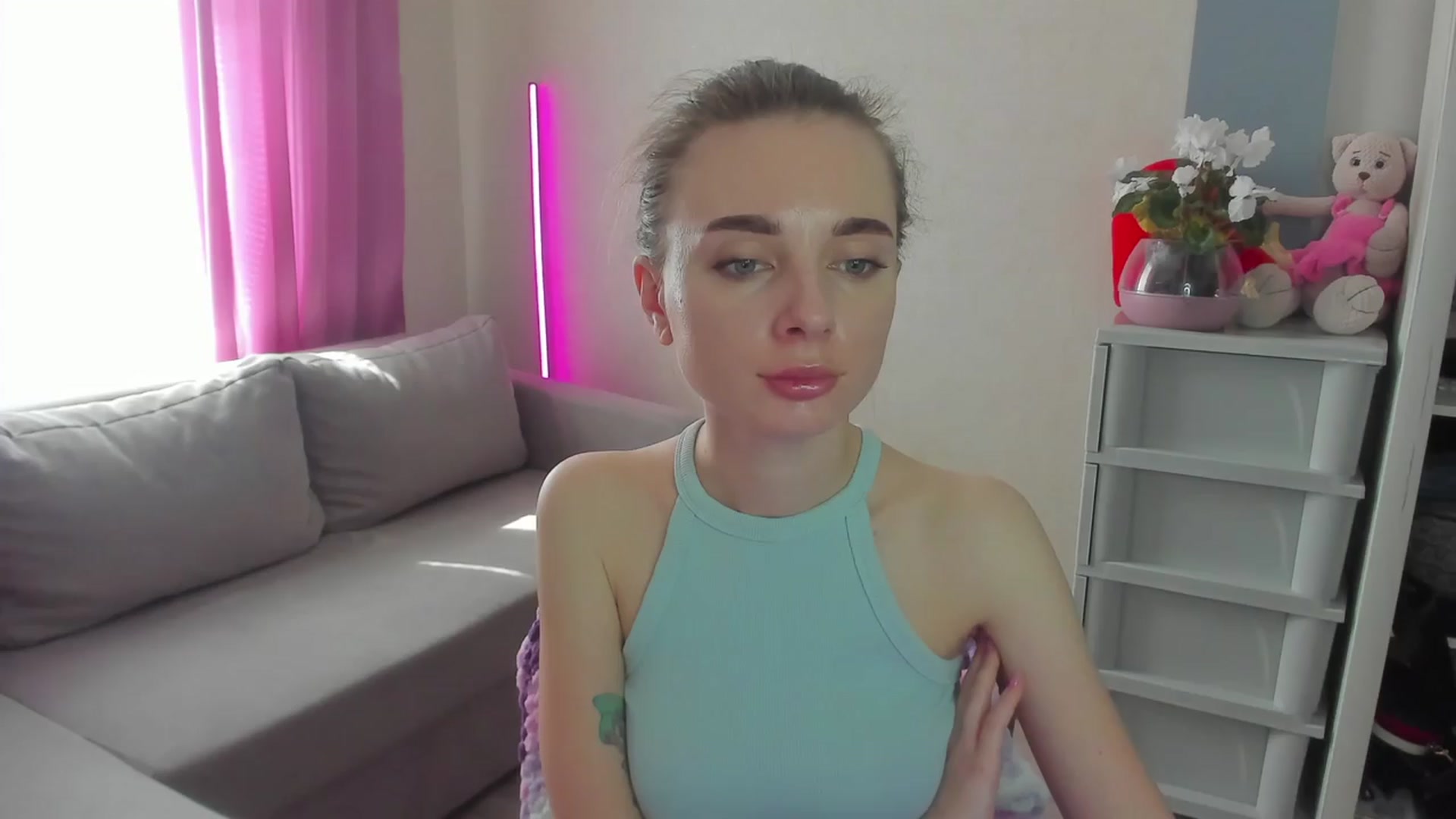 Gallery image thumbnail from Iam_Sasha's myfreecams stream on, 03/23/2024, 10:03 image 5 of 20