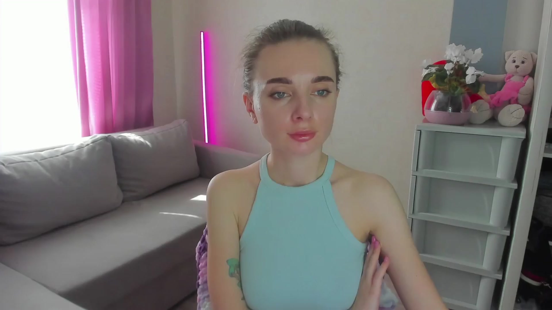 Gallery image thumbnail from Iam_Sasha's myfreecams stream on, 03/23/2024, 10:03 image 6 of 20