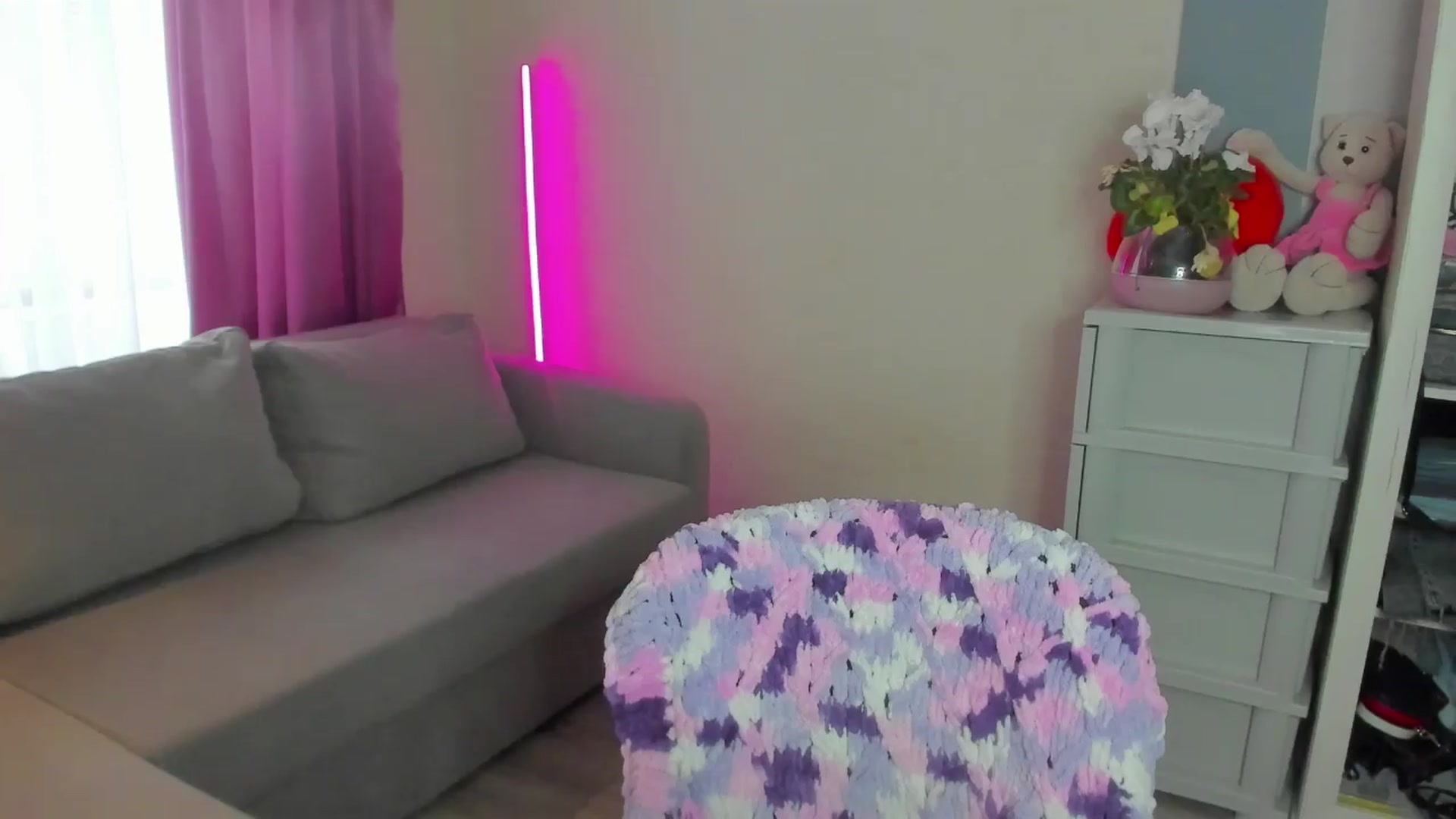 Gallery image thumbnail from Iam_Sasha's myfreecams stream on, 03/26/2024, 11:40 image 20 of 20