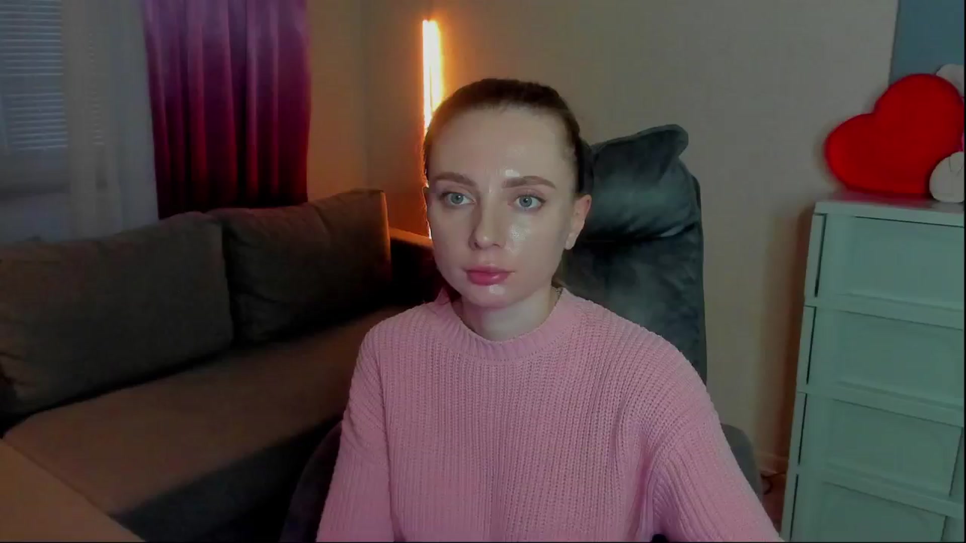 Gallery image thumbnail from Iam_Sasha's myfreecams stream on, 12/25/2024, 14:48 image 1 of 20