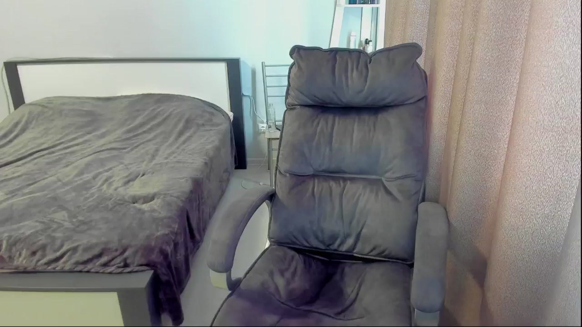 Gallery image thumbnail from Iam_Sasha's myfreecams stream on, 06/03/2025, 12:13 image 3 of 20
